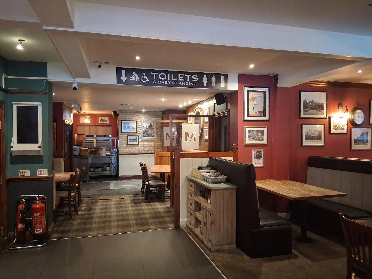 The Montford, Glasgow - through to actual kitchen