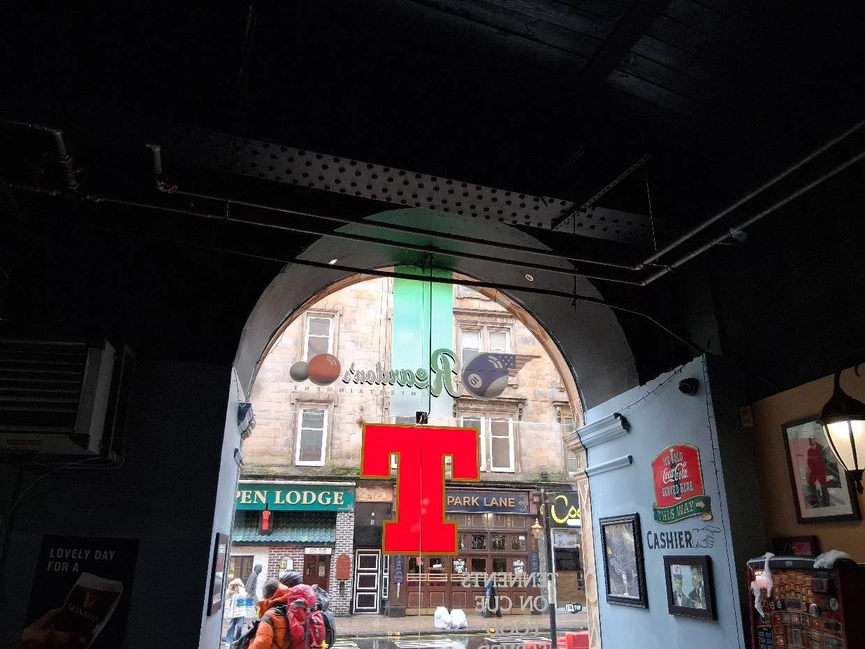 Reardon's Snooker, Glasgow 6.jpg