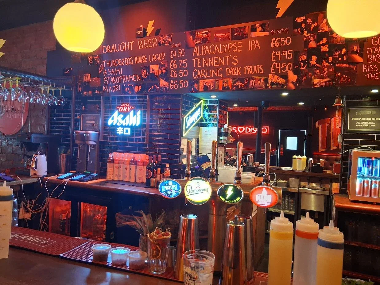 Thuderdog, Glasgow - servery 