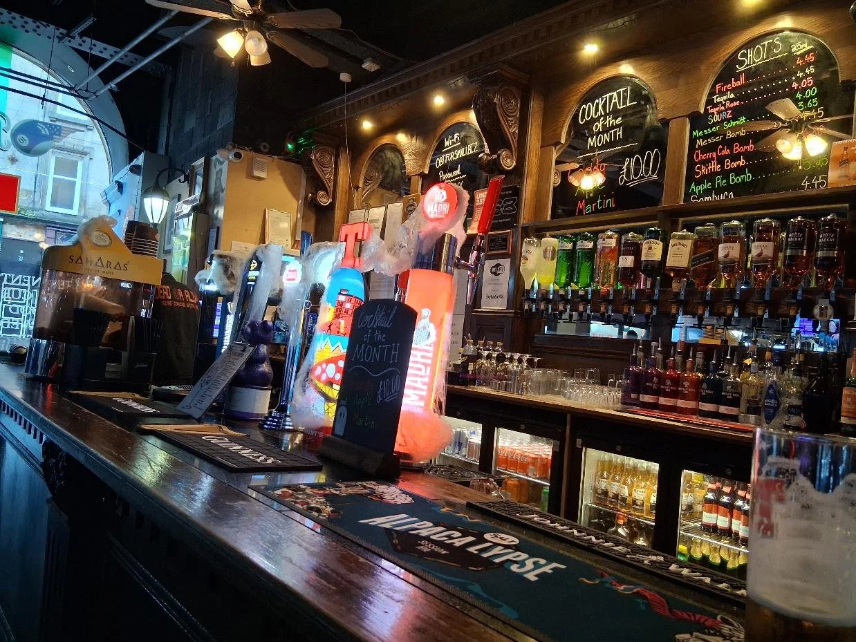 Reardon's Snooker, Glasgow.jpg