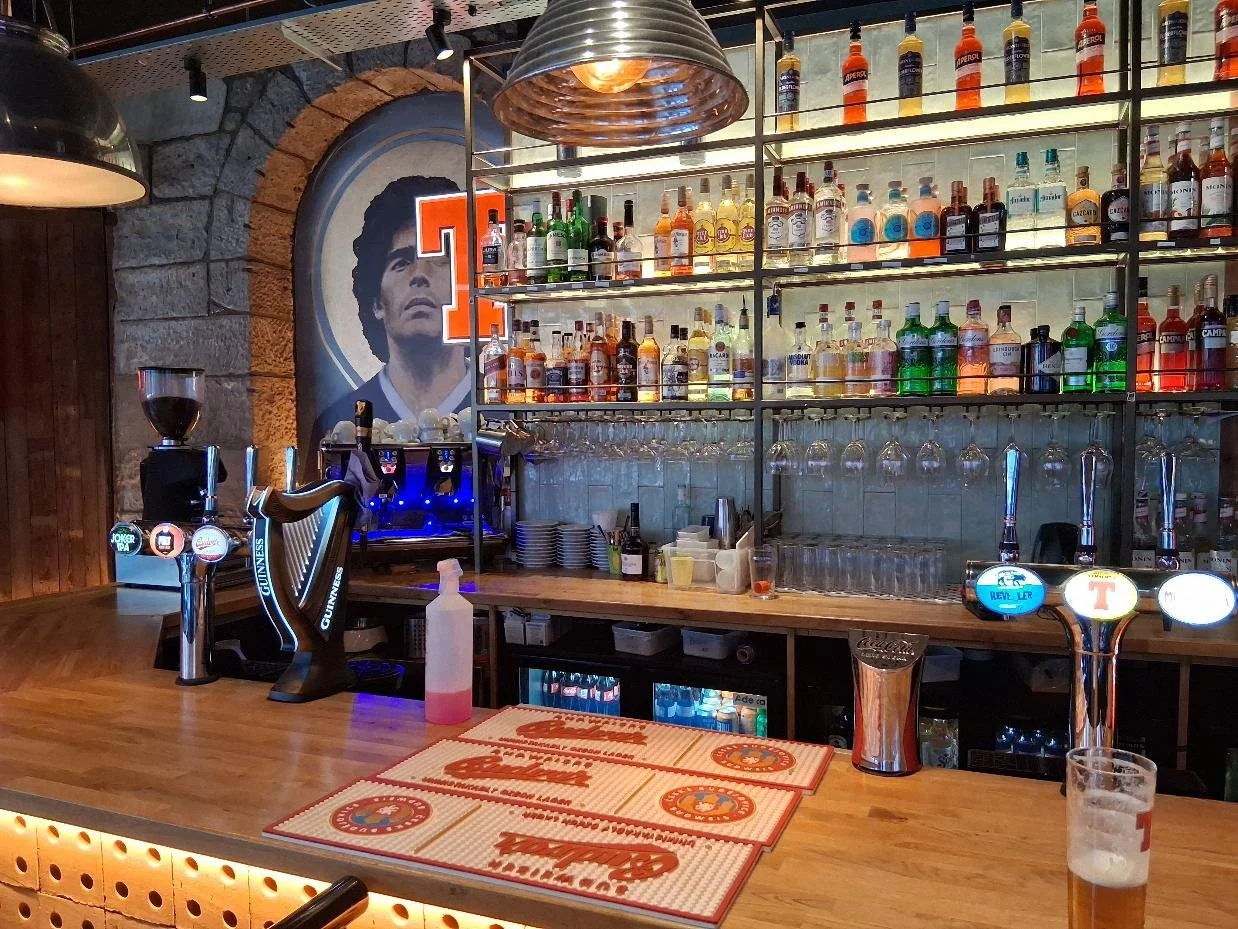 Sano, Glasgow - servery