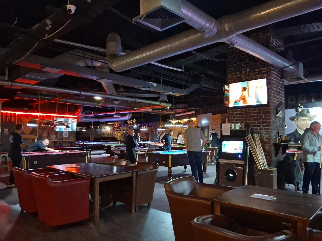 Reardon's Snooker, Glasgow 2.jpg