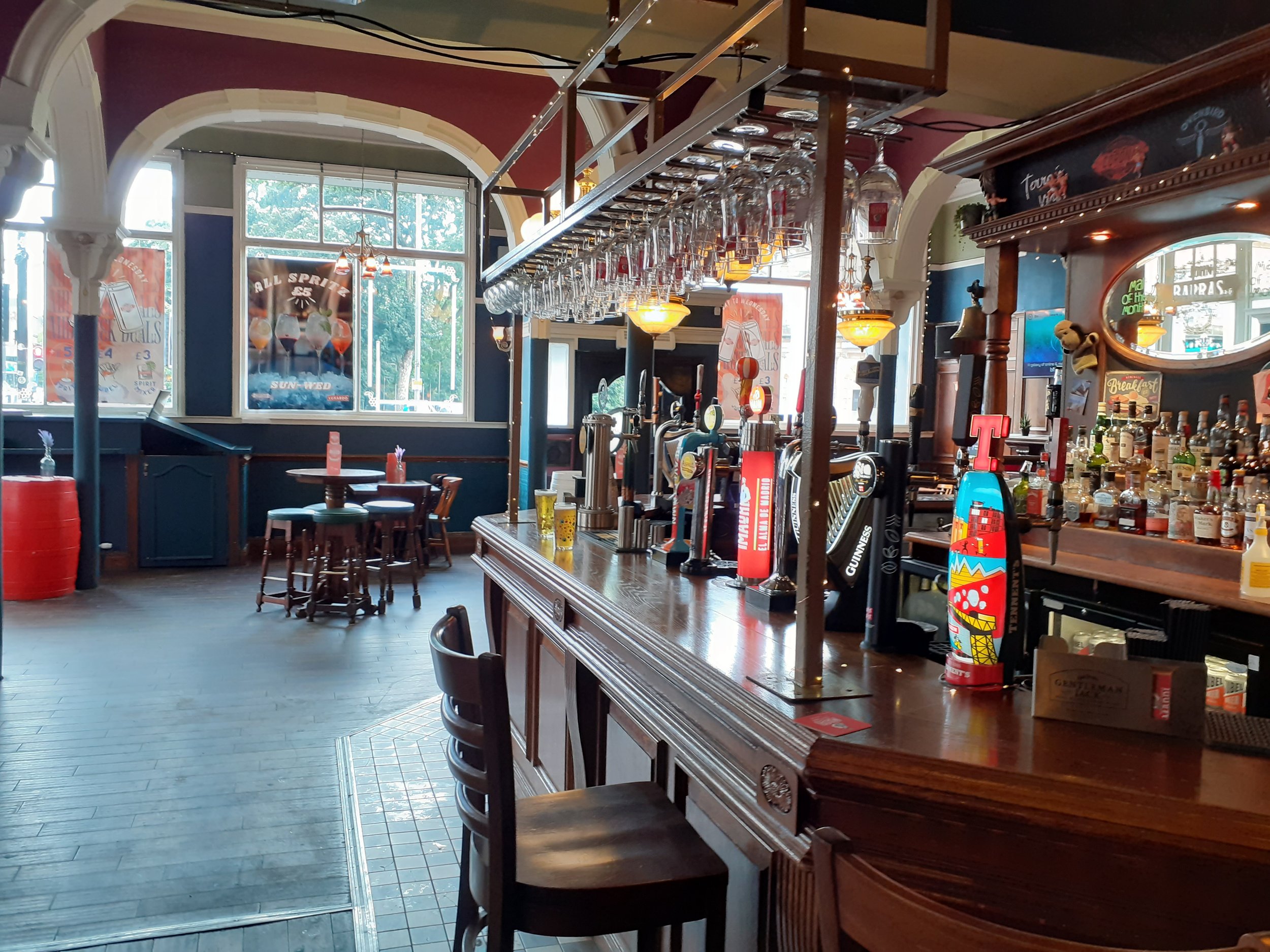 Corona, Glasgow (4).jpg