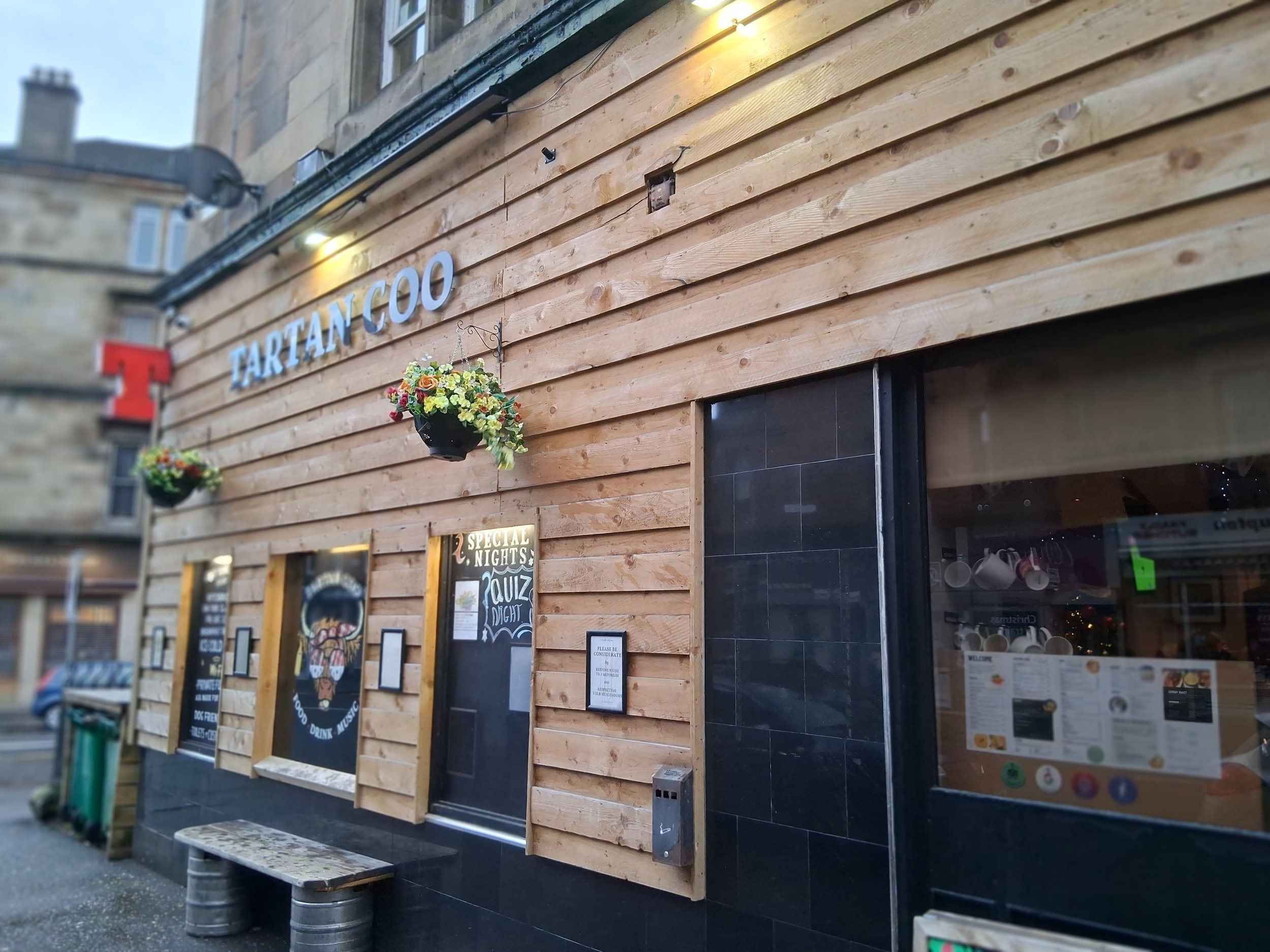 Tartan Coo, Glasgow - side