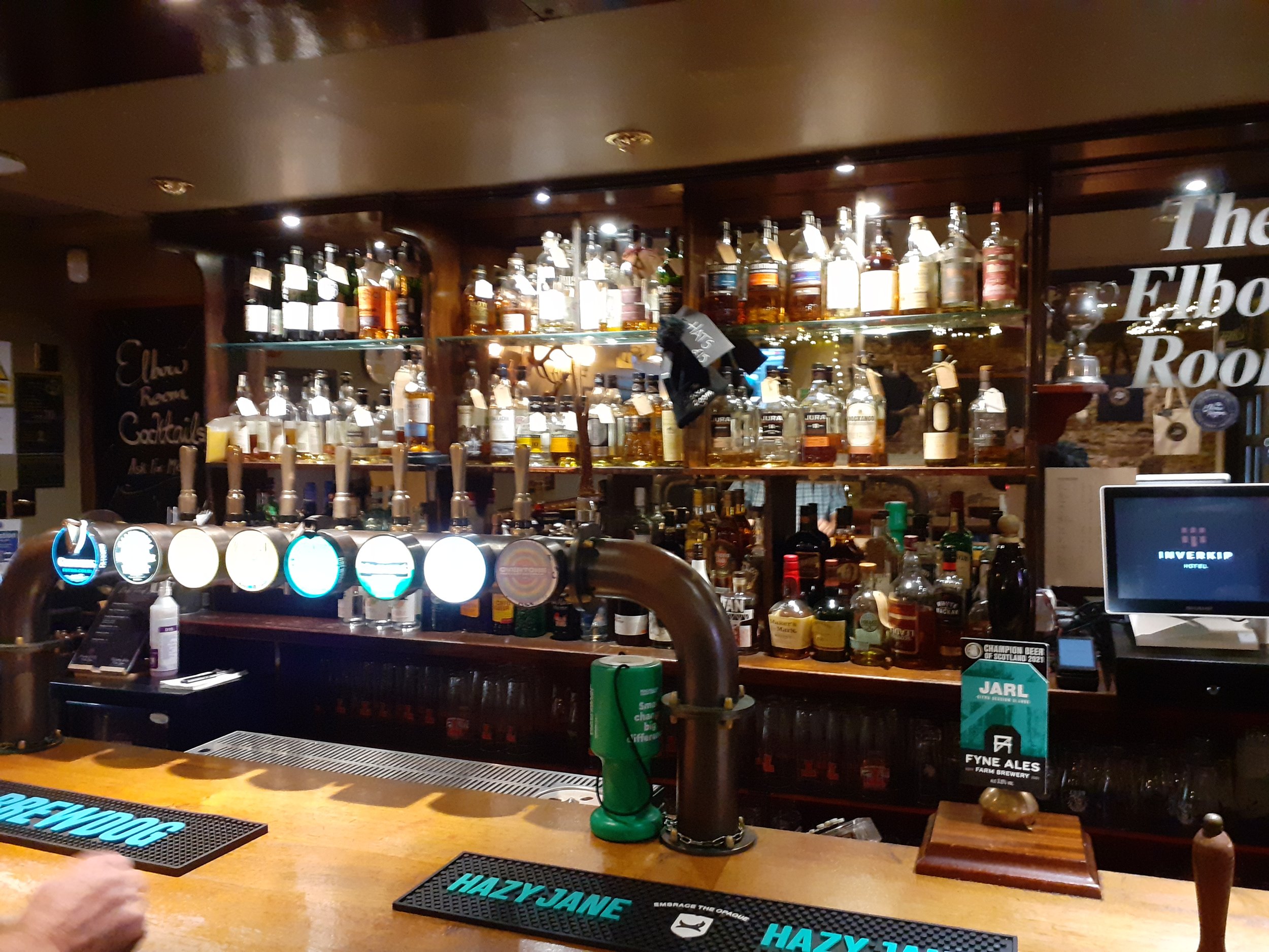Inverkip Hotel,, The Elbow Room bar
