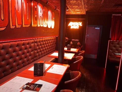 Thuderdog, Glasgow - left side seating