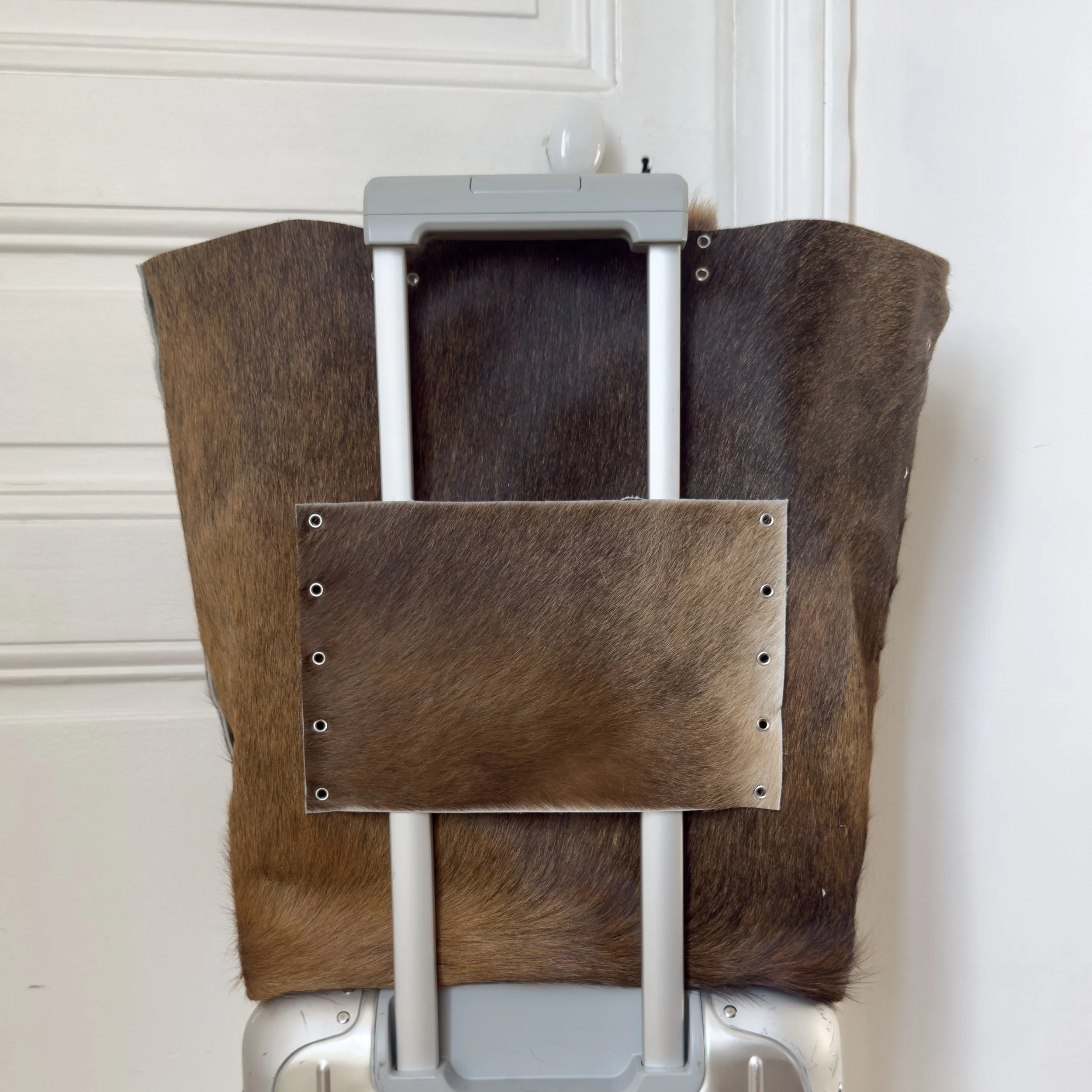cabindrop7backk.jpg