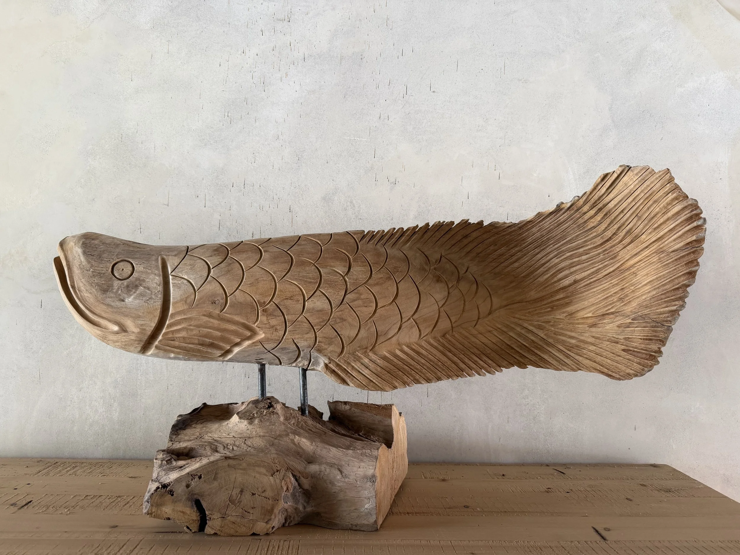 Pesce in teak grande