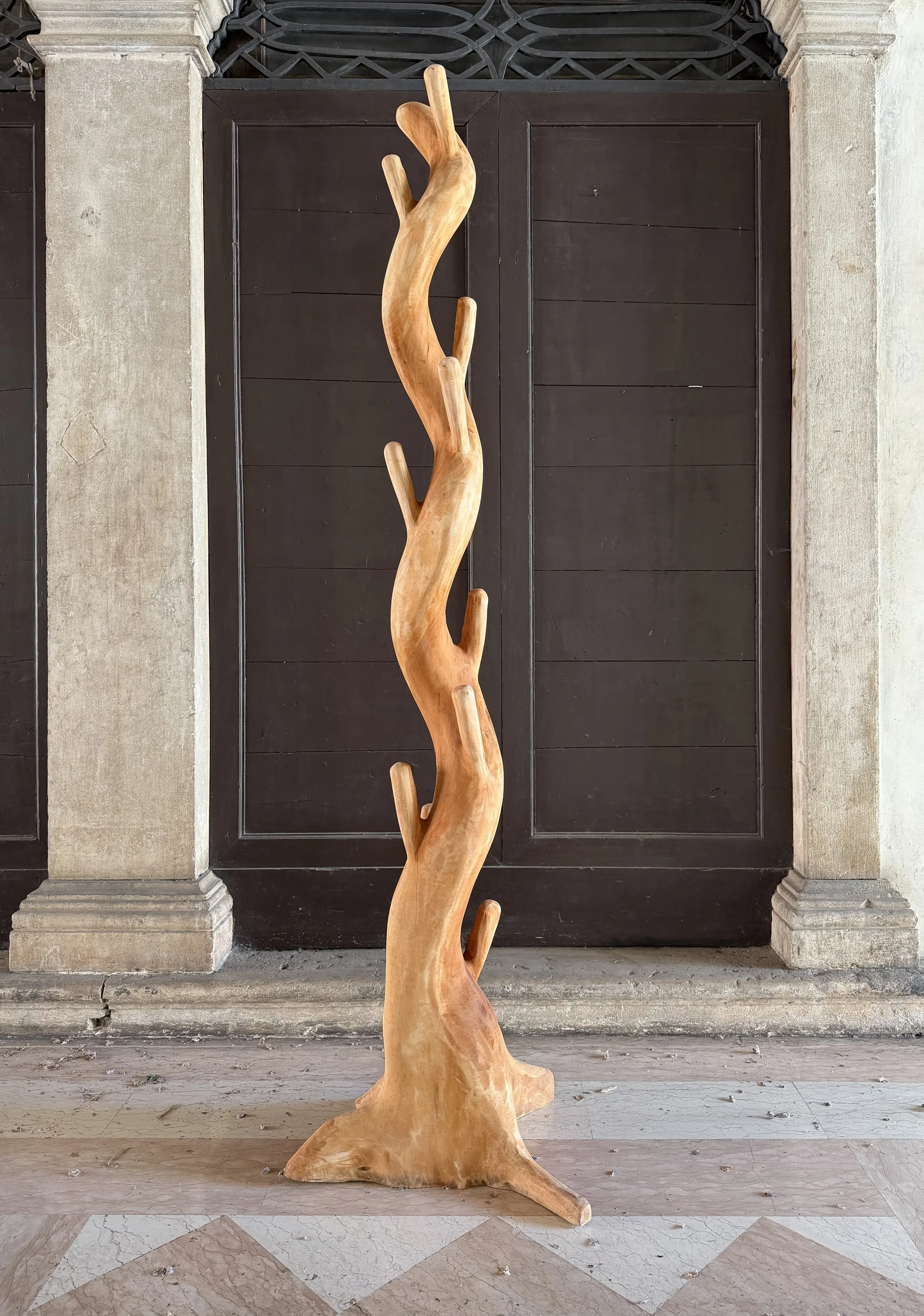 Appendiabiti in mogano