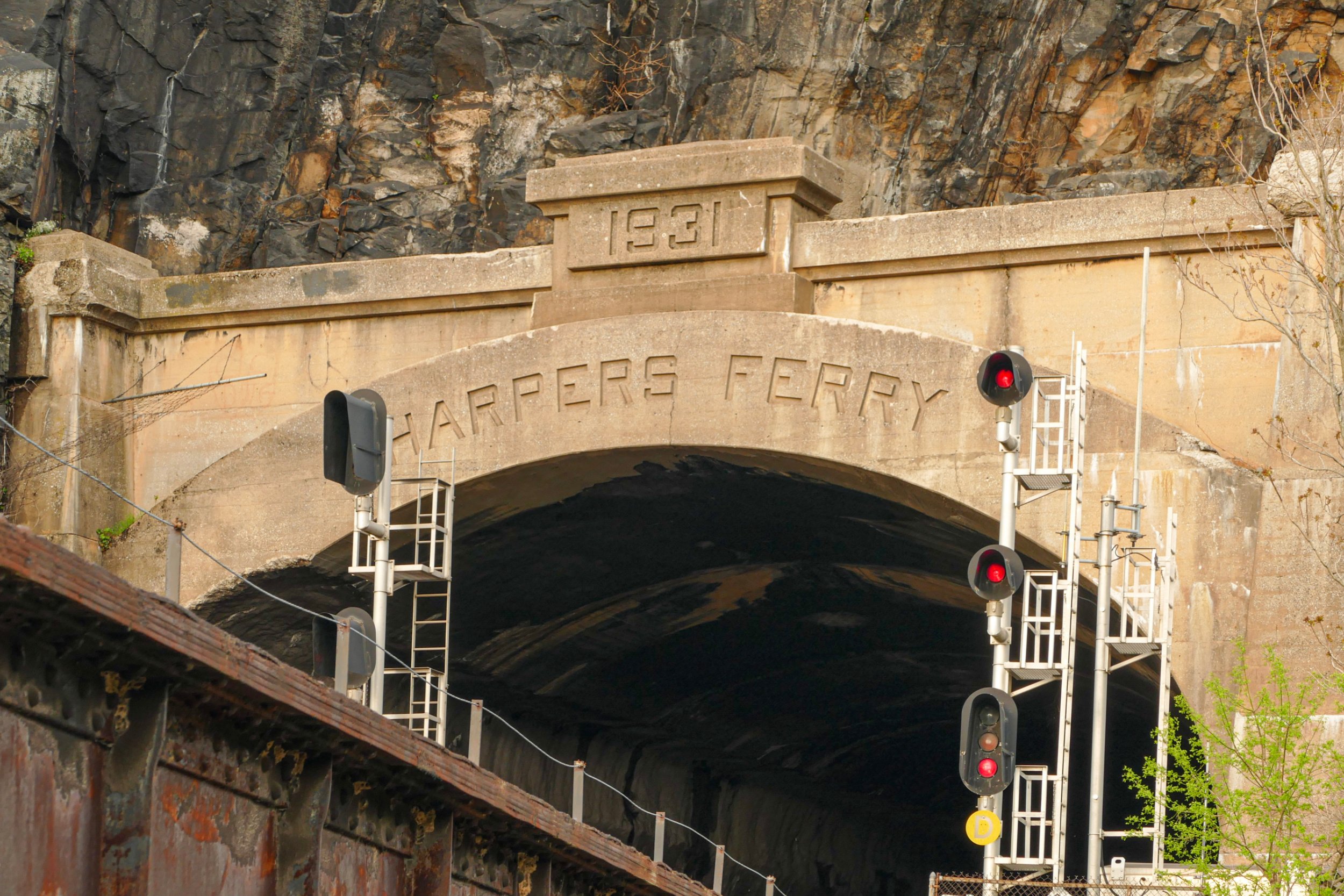 2019_04_17Apr2019_Harpers_Ferry_Tunnel_WV.jpg
