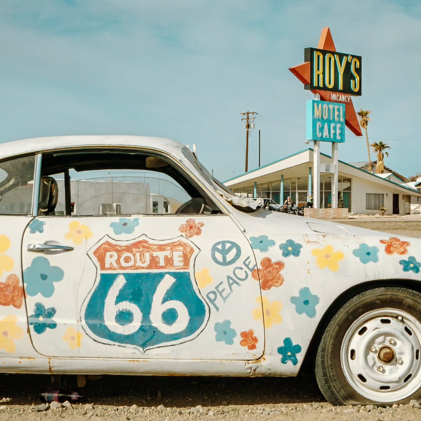 I-40 killed Amboy

With its sexy high speed limit, the interstate lured travelers away from Route 66, rendering Amboy CA and Roy's Motel and Caf&eacute; obsolete

The population dwindled to dust

First settled by miners in 1858, Amboy was formally es