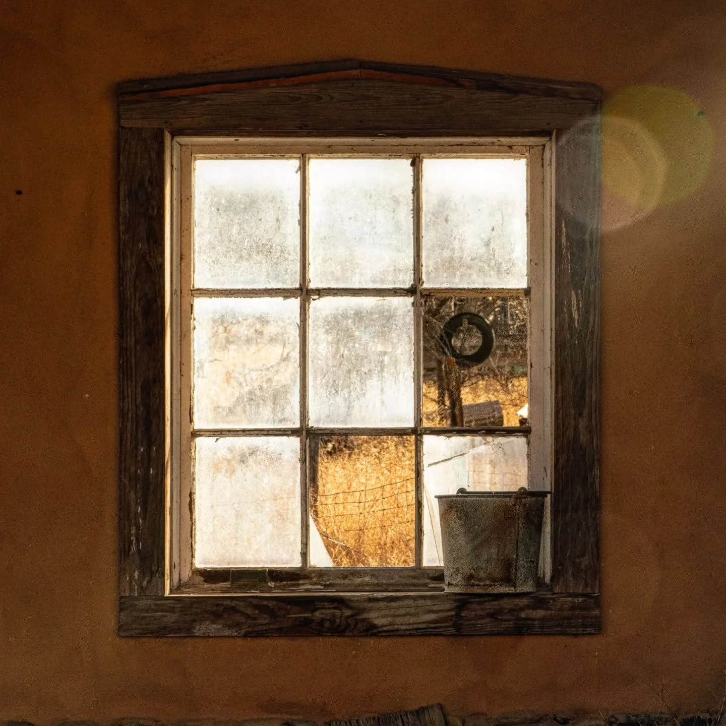 🪟 
.
.
.
.
.
.
.
.
.
.
#patina_perfection
#urbex_utopia
#urbex_underground
#explorer_of_dusty_decay
#badassabandoned
#made_in_decay
#abandoned_excellence
#abandon_af
#abandon_seekers_
#abandoned_junkies
#savethedecay
#decay_explorers
#bandochasers
#