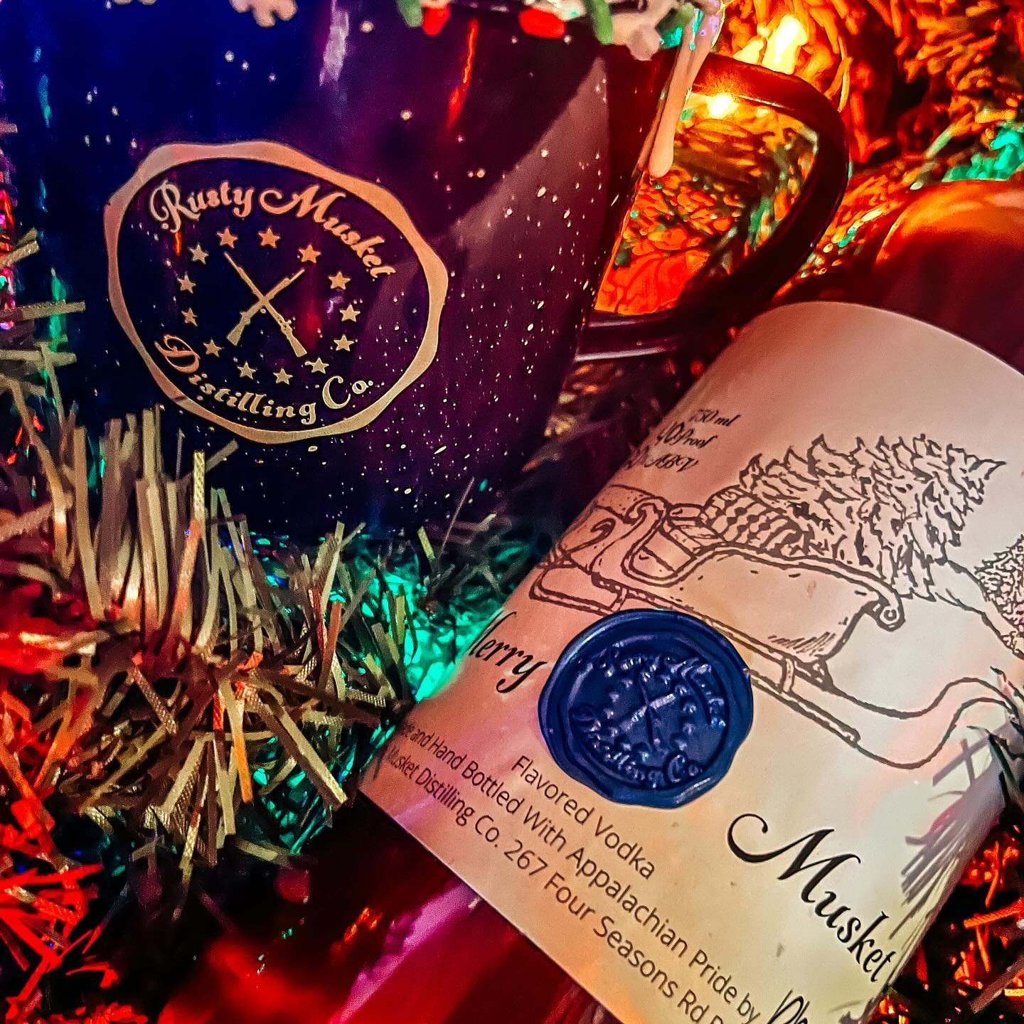 ❄️ we know what can make your musket merry on this snowy day. 

Our seasonal 𝓜𝓮𝓻𝓻𝔂 𝓜𝓾𝓼𝓴𝓮𝓽 🎅🏼 

🍫 Vodka based white chocolate peppermint mocha 

You know you want it under your 🎄