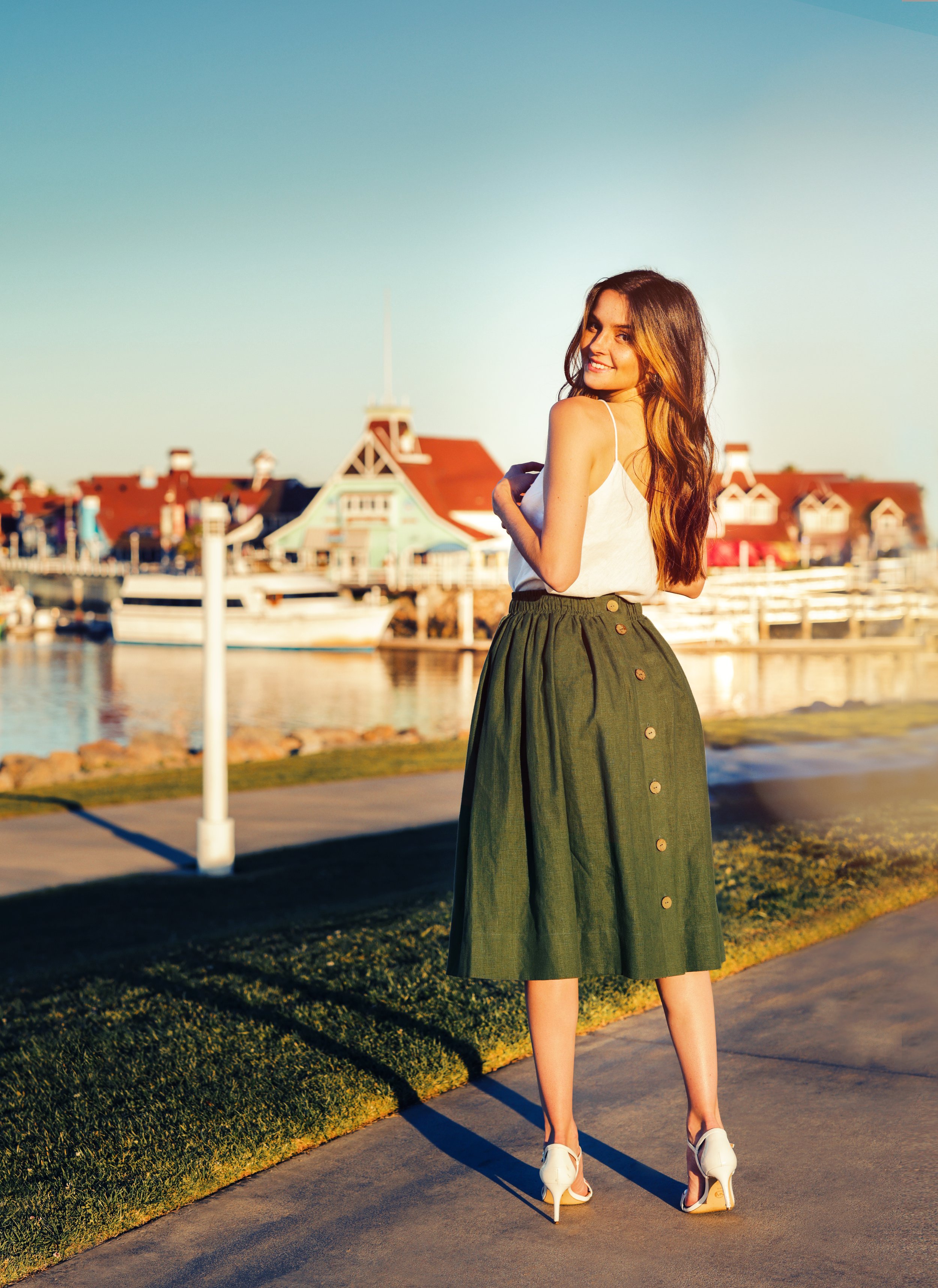 Green Skirt-2.jpg