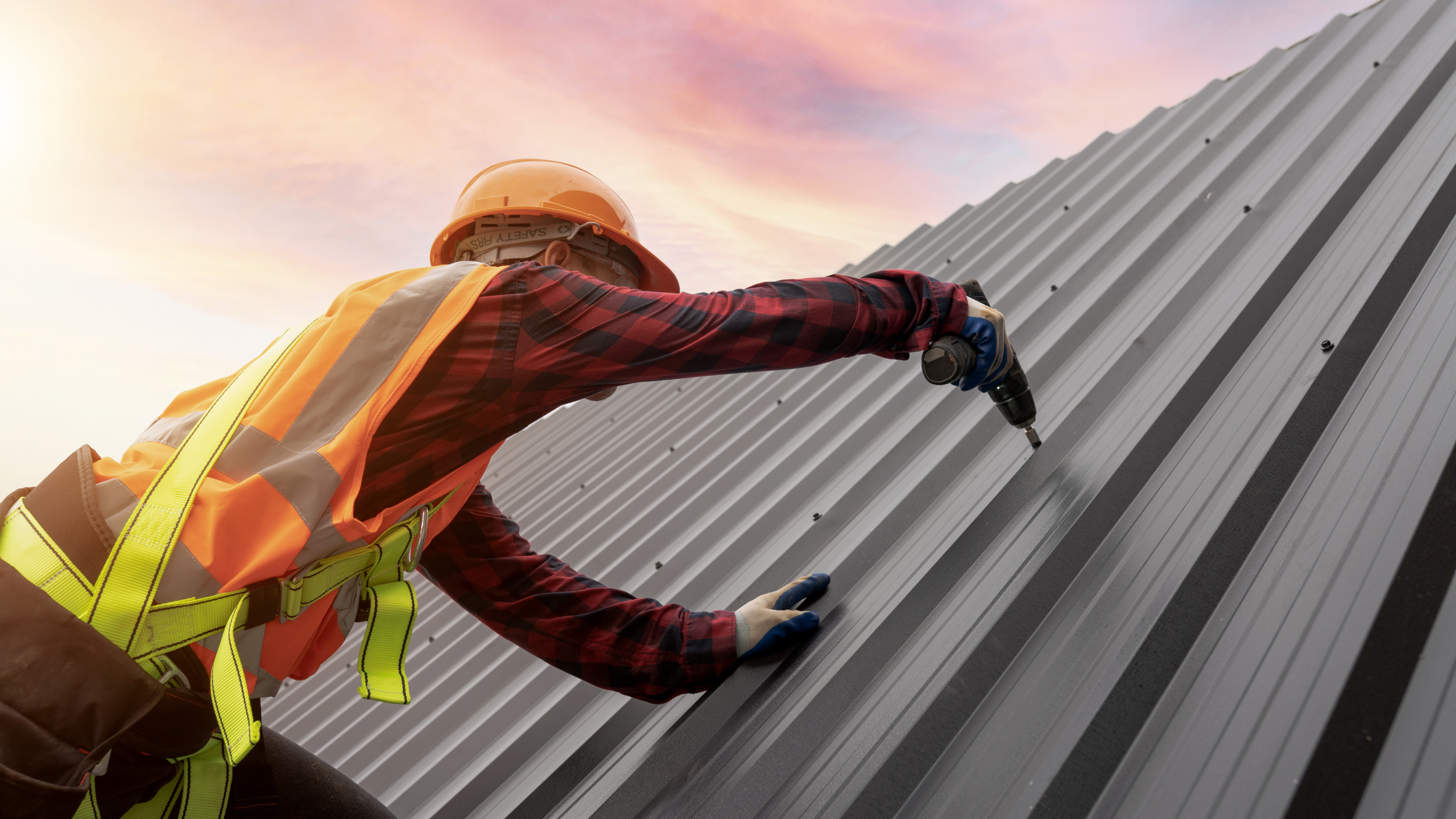 Avoid Issues in Standing Seam Roof Installations