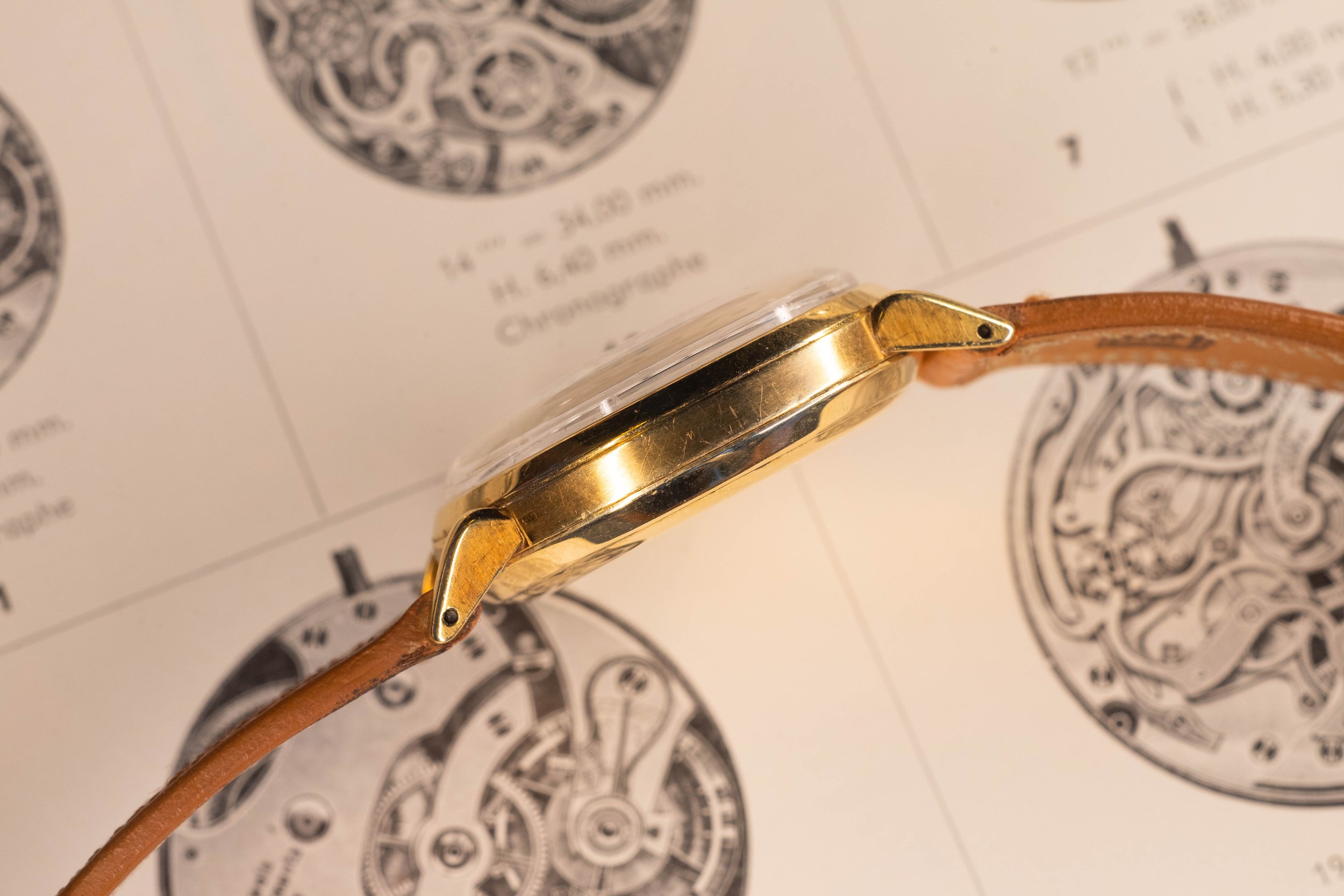 Lemania 27CH Chronograph 18k side left