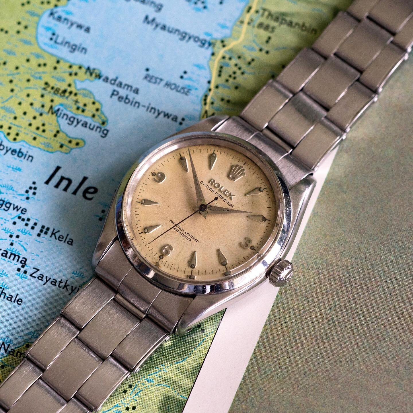 [💲For Sale - Ticking all the Rolex boxes]

Rolex Oyster Perpetual Chronometer Ref. 6564 &quot;Explorer&quot;. The great 34mm Oyster case in steel. 

The watch that ticks all the Rolex boxes. 34mm steel Oyster case? Yes! Correct Rolex Oyster riveted 