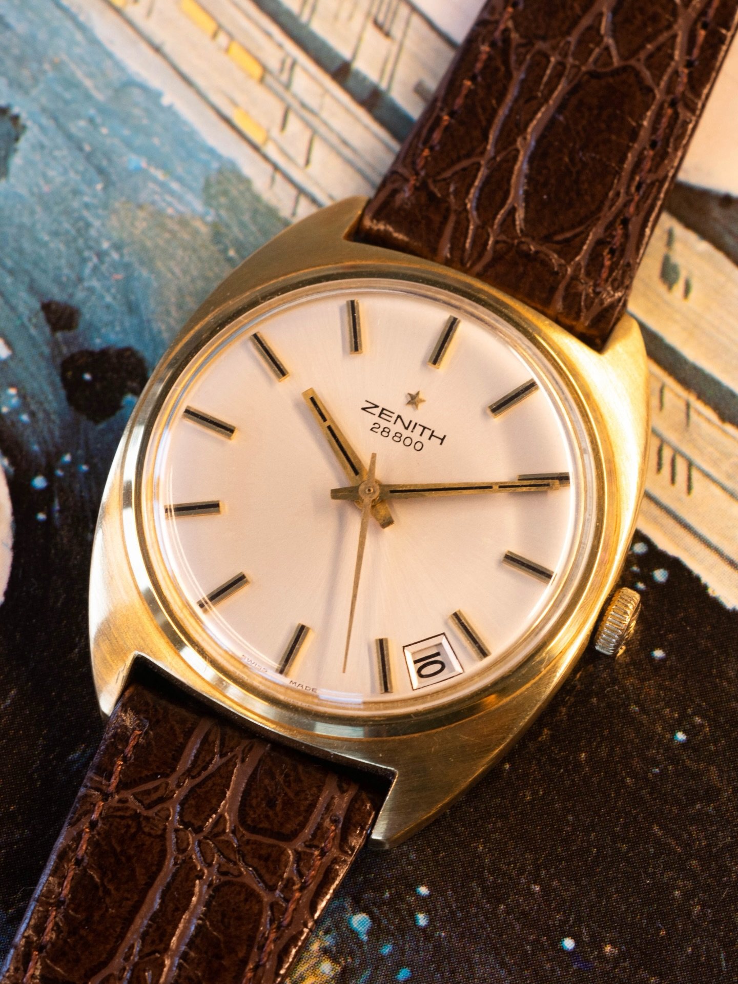 [HELP ME!🔥] Seriously, don&rsquo;t turn these into bullion. With gold prices going crazy, some of our precious pieces are under pressure. But seriously, how do we handle watches like this Zenith?

This stunning 1970s C-shape case by Guillod &amp; Co