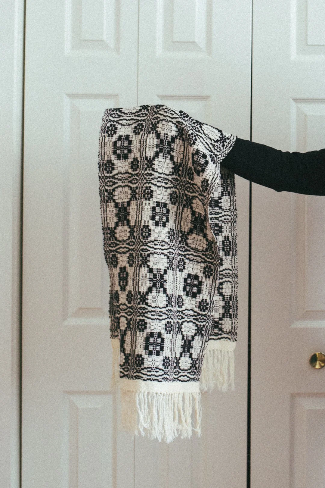 woven table runner