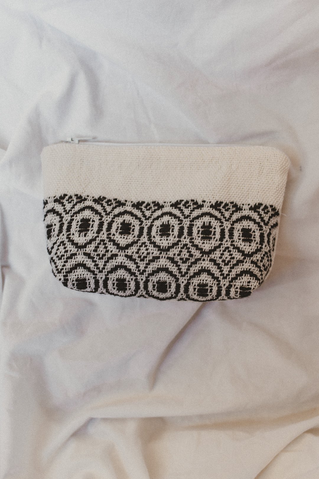 damask_pouch-07.jpg