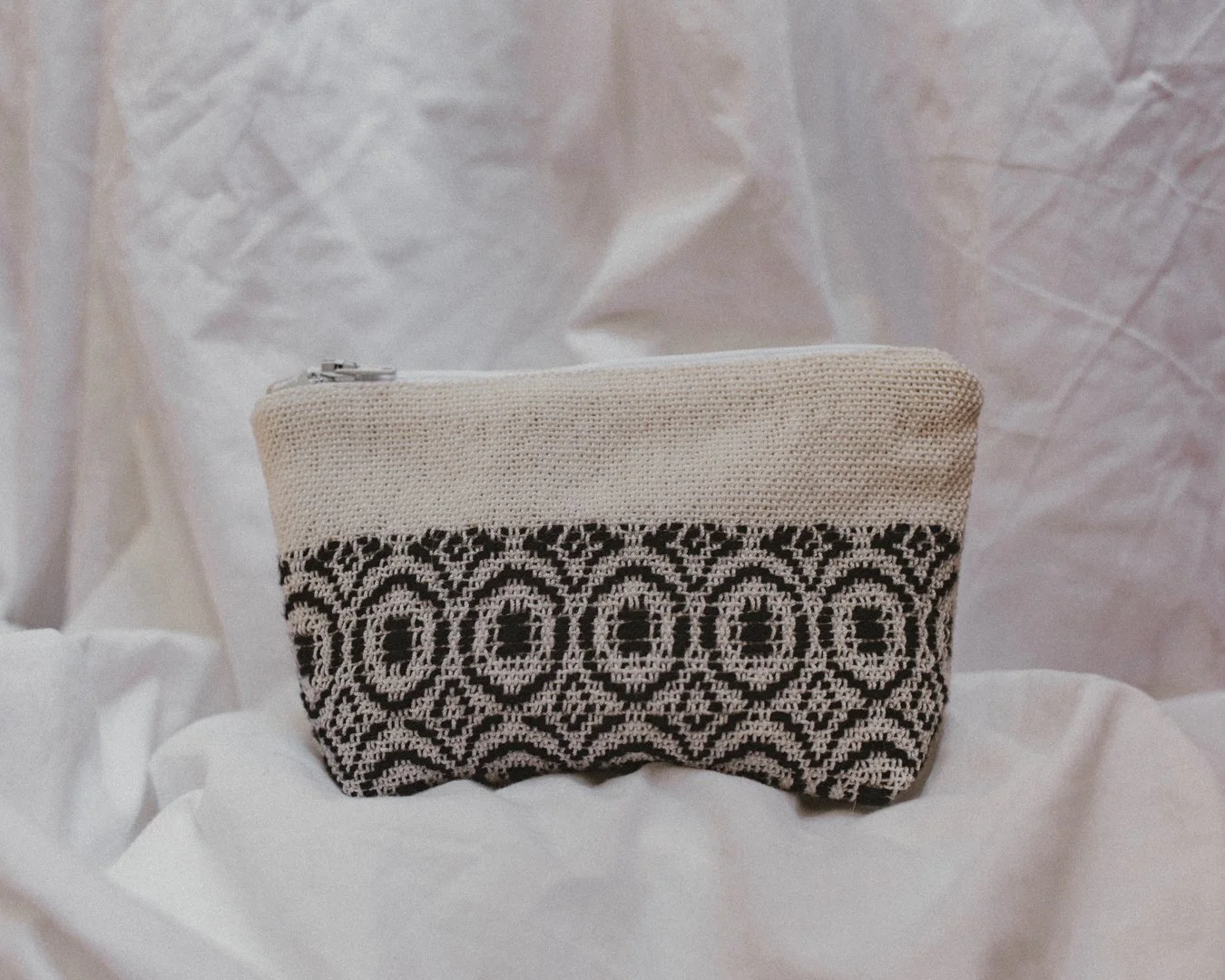 damask_pouch-09.jpg