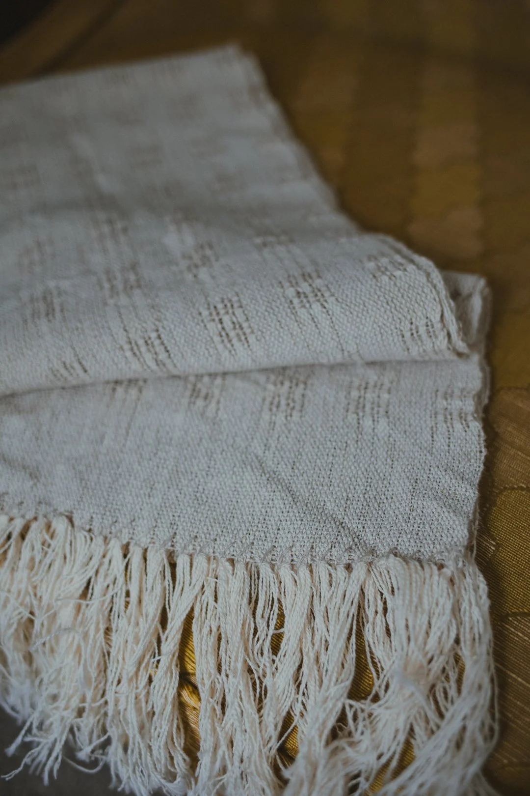 linen scarf-2.jpg