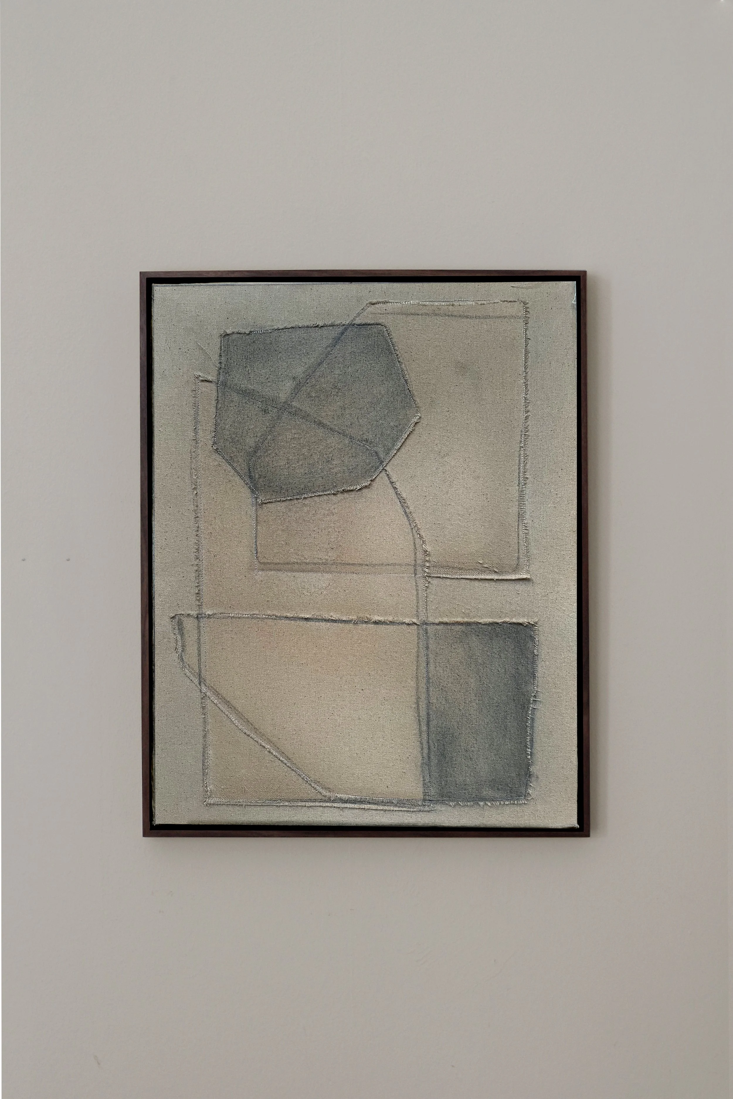 Untitled (2023) | 450mm x 550 mm | Re-cycled linen, acrylic stitch | SOLD