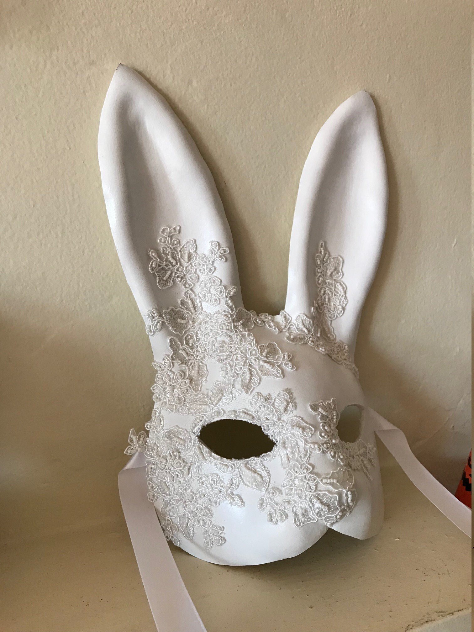 https://i.etsystatic.com/5272026/r/il/2572c8/3504208849/il_fullxfull.3504208849_mtnu.jpg