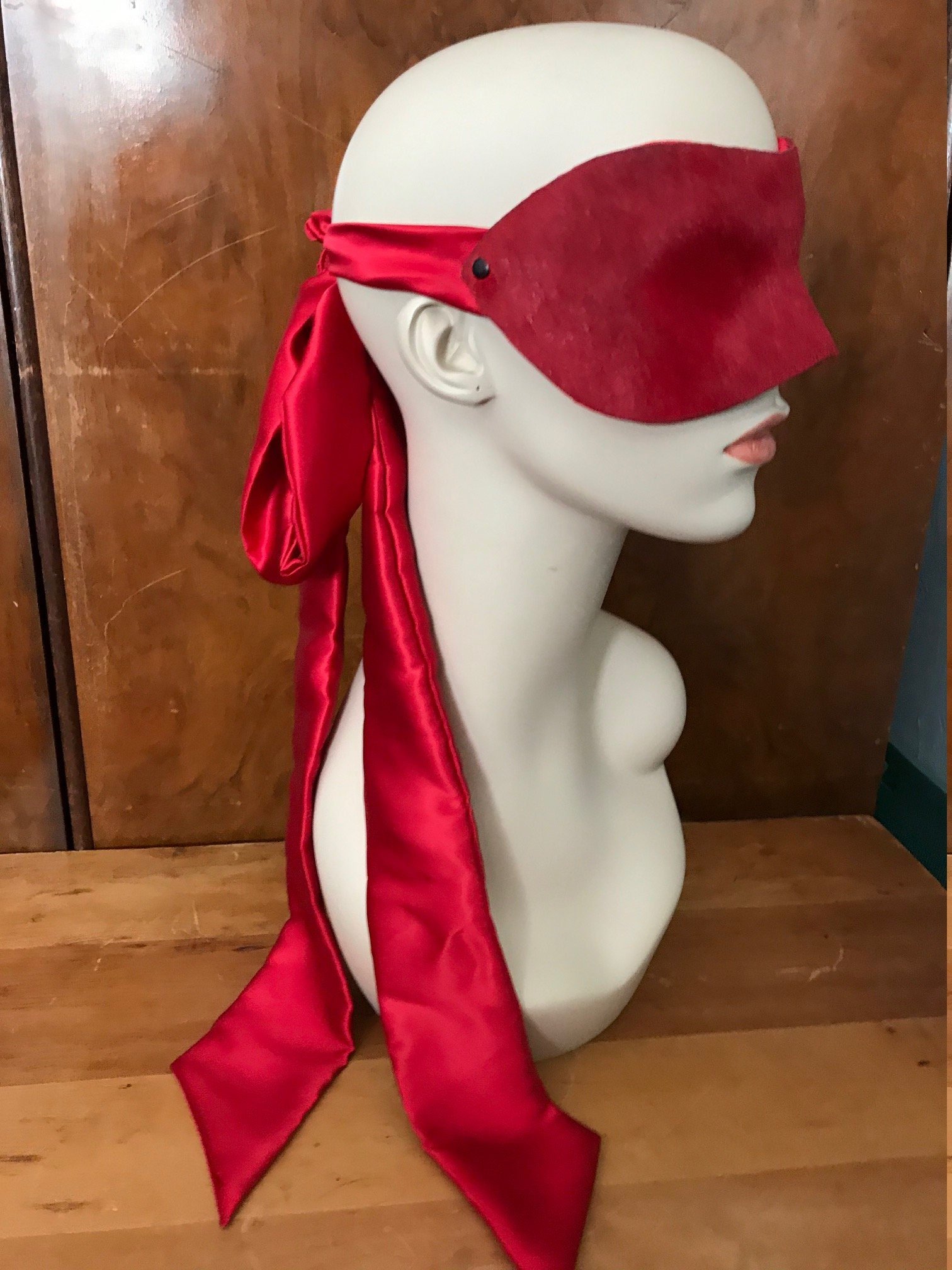 https://i.etsystatic.com/5272026/r/il/752665/2843007056/il_fullxfull.2843007056_g32w.jpg
