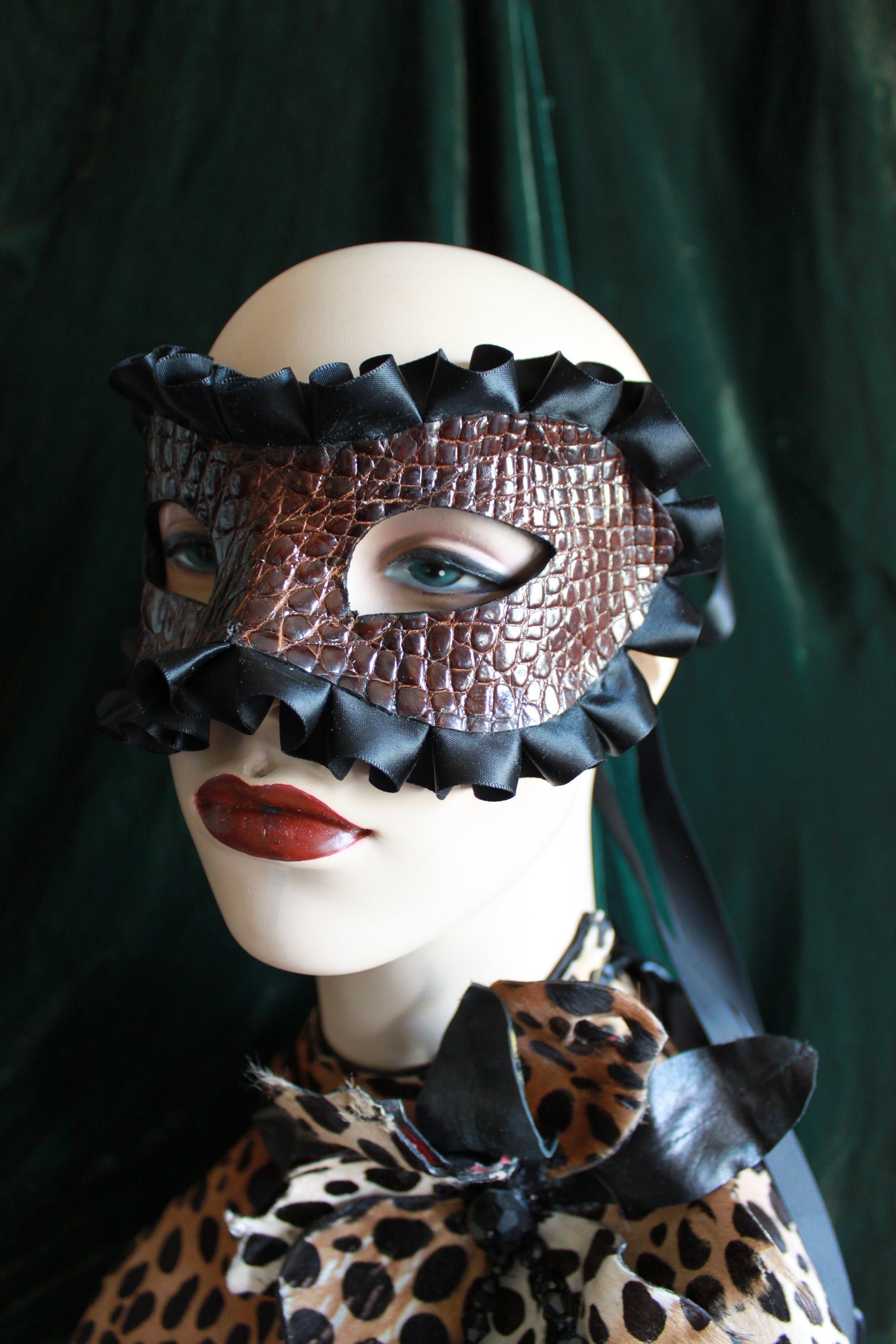 https://i.etsystatic.com/5272026/r/il/2826a9/1955532071/il_fullxfull.1955532071_prbd.jpg