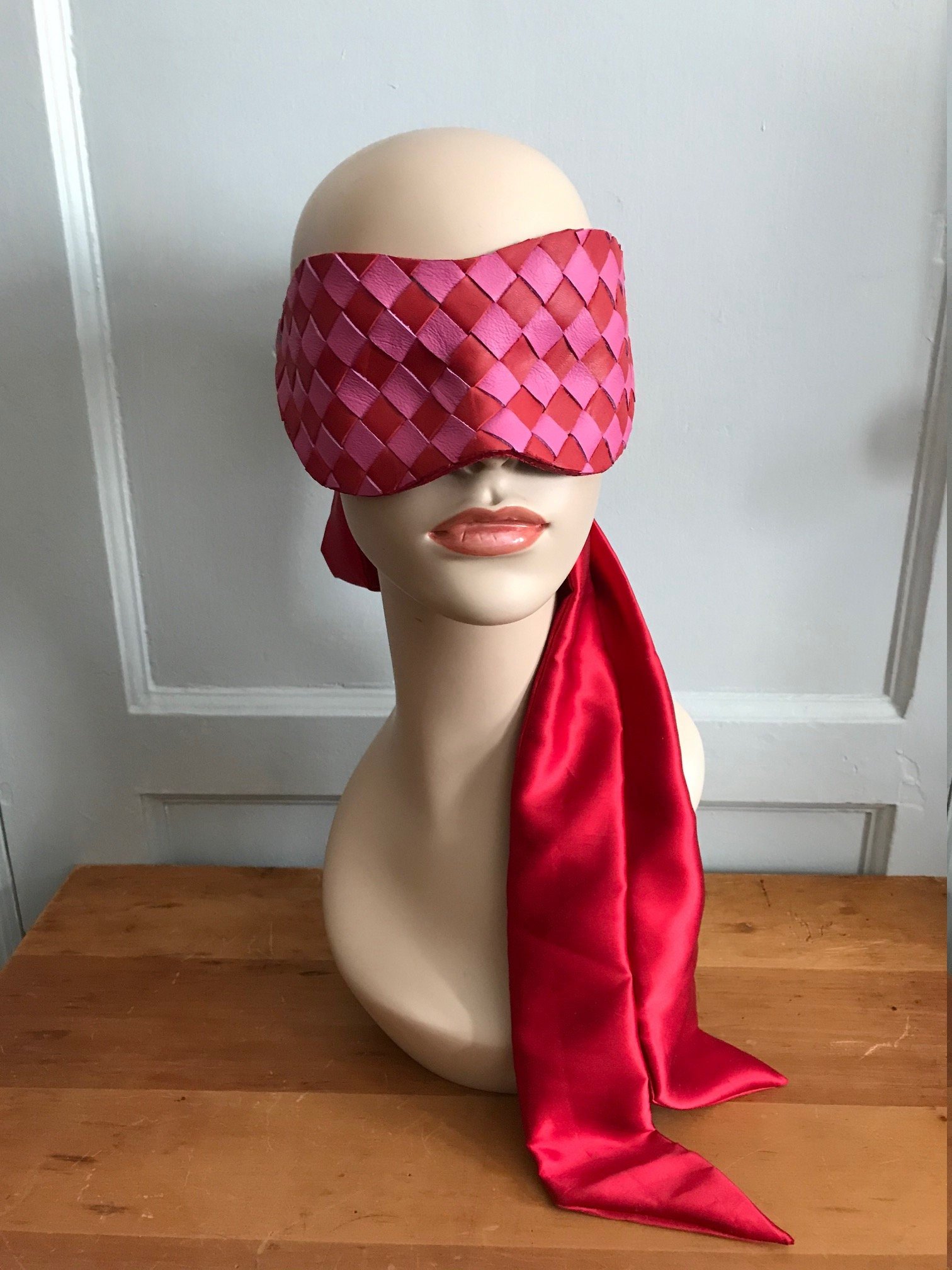 https://i.etsystatic.com/5272026/r/il/9bfd33/2842951696/il_fullxfull.2842951696_50bc.jpg