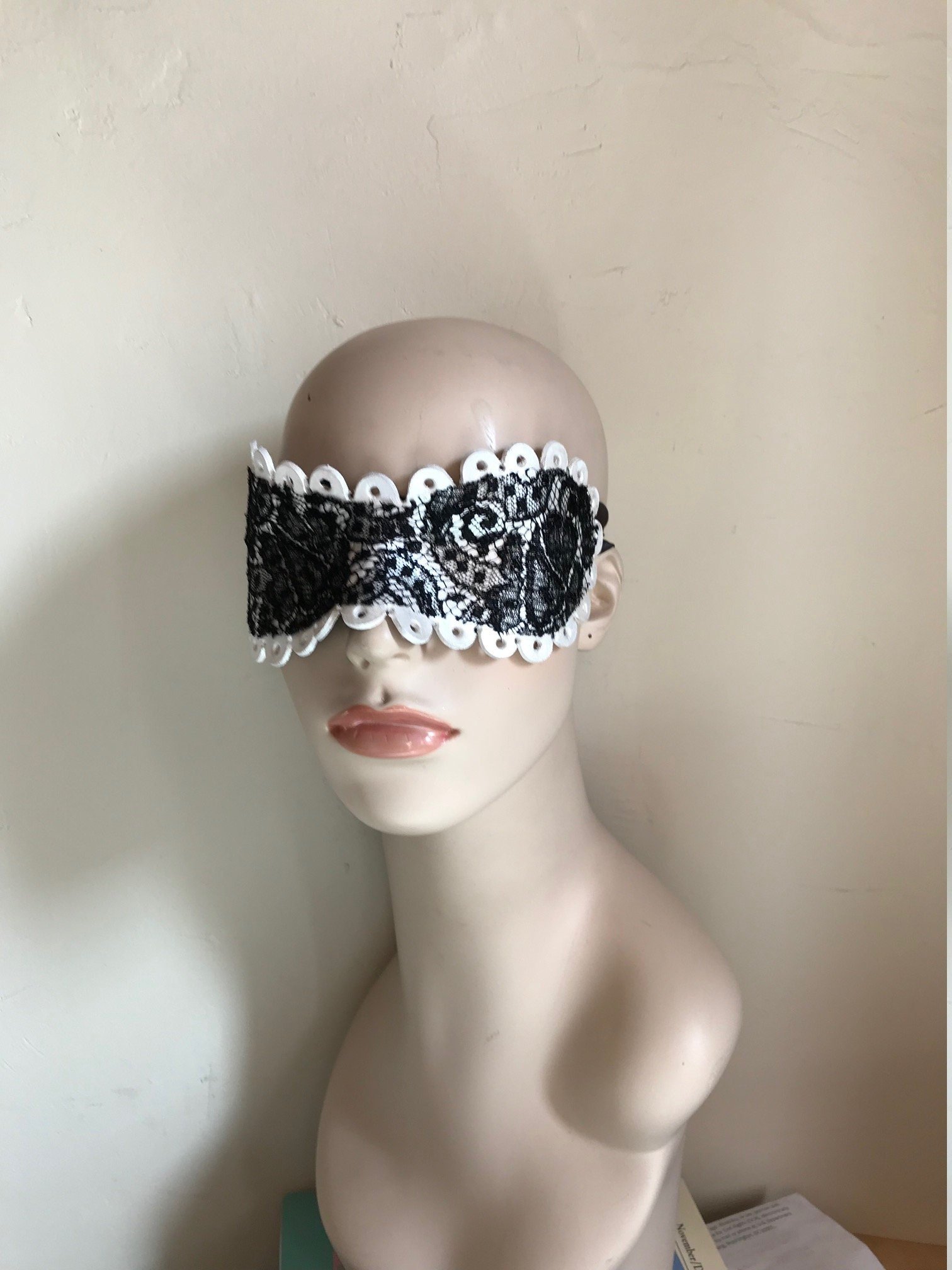 https://i.etsystatic.com/5272026/r/il/2b8354/3565386005/il_fullxfull.3565386005_30gg.jpg