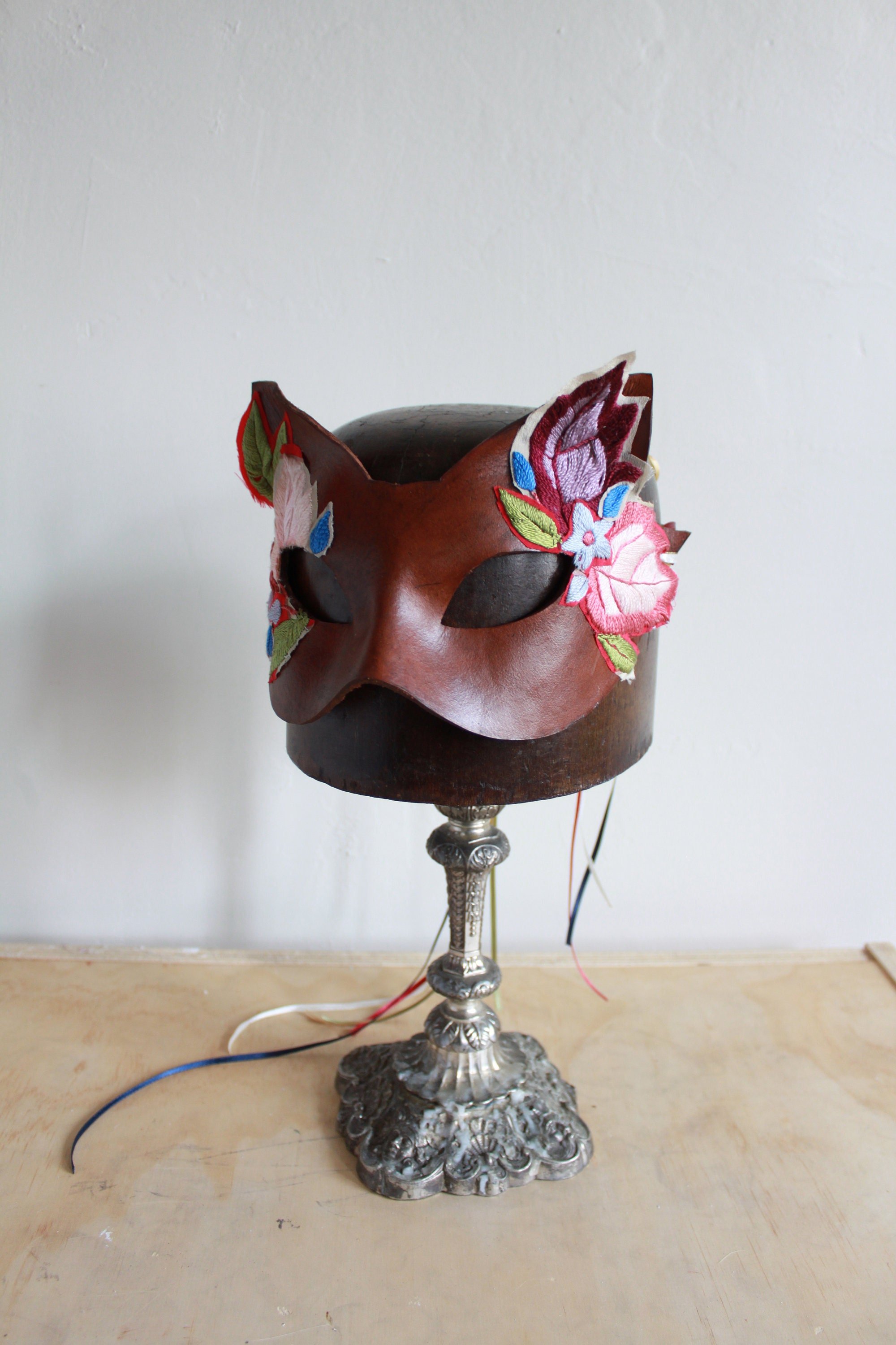 https://i.etsystatic.com/5272026/r/il/02da44/1865268618/il_fullxfull.1865268618_lh3o.jpg