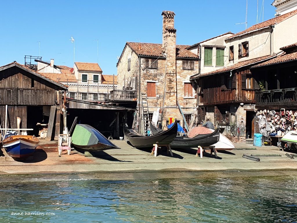 gondolier-repair-shop.jpg