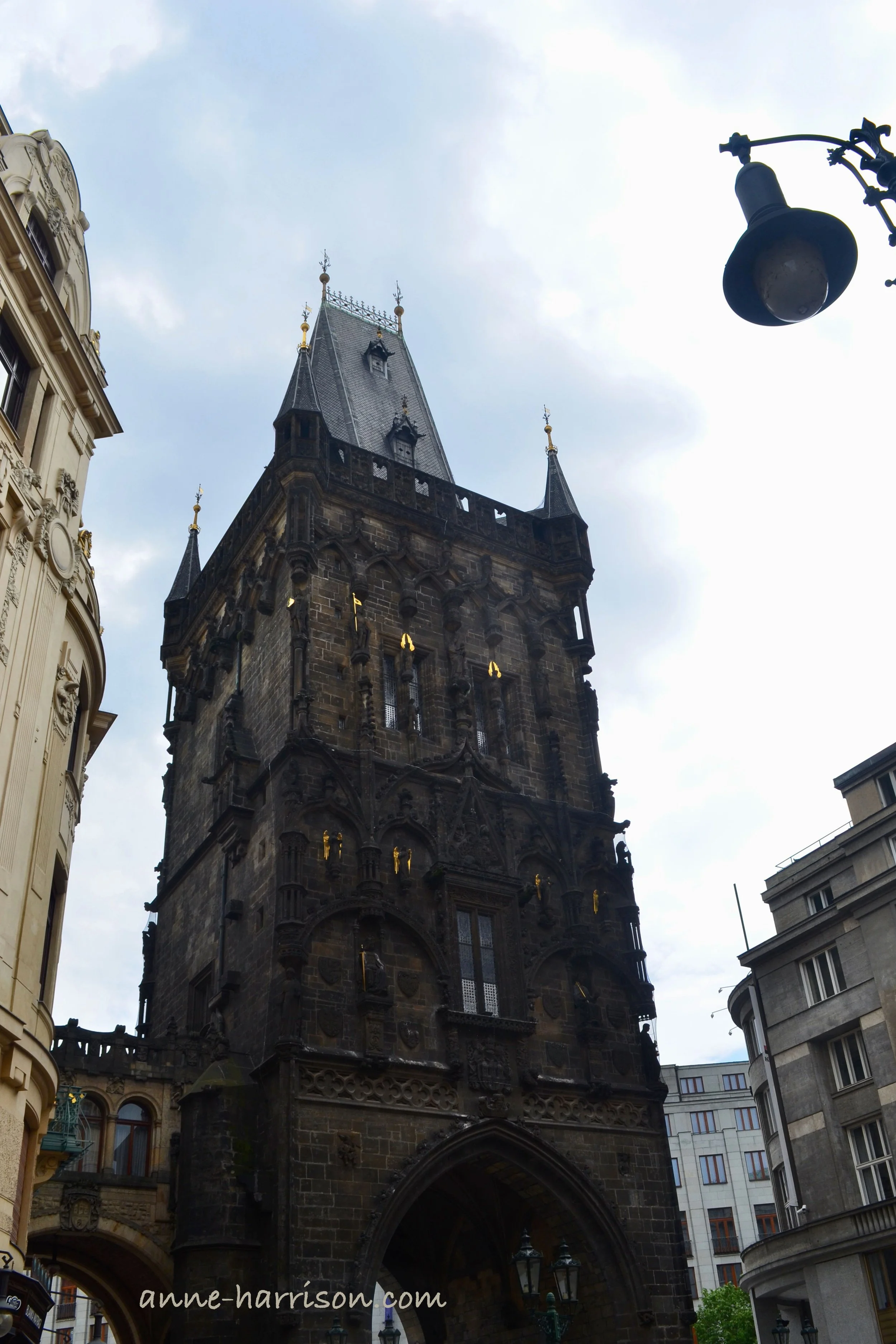 Charles-bridge-tower.jpg