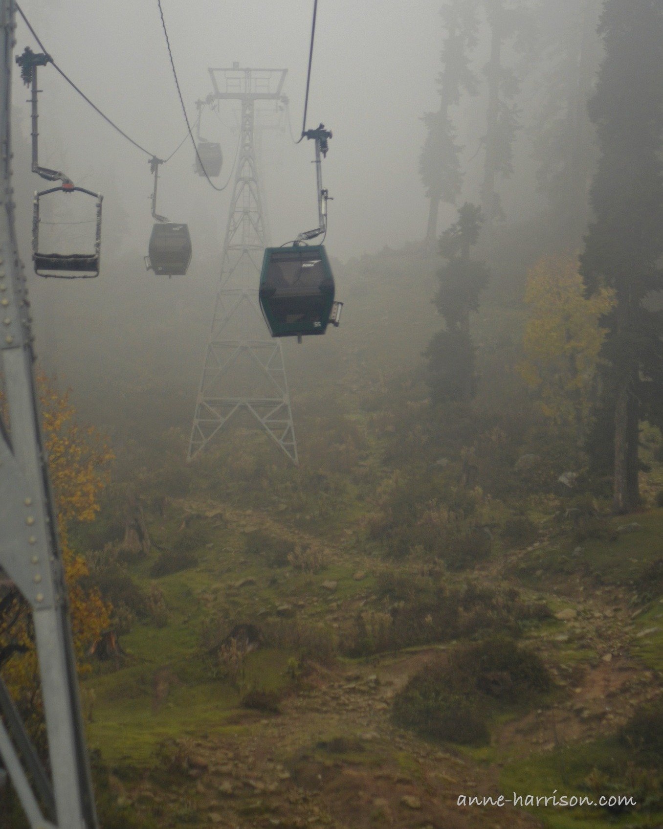 I never expected to find a ski-field in Kashmir - nor did I expect to share my gondola with a soldier and his machine gun! Follow link in bio to anne-harrison.com to read more #traveladventures #Kashmir