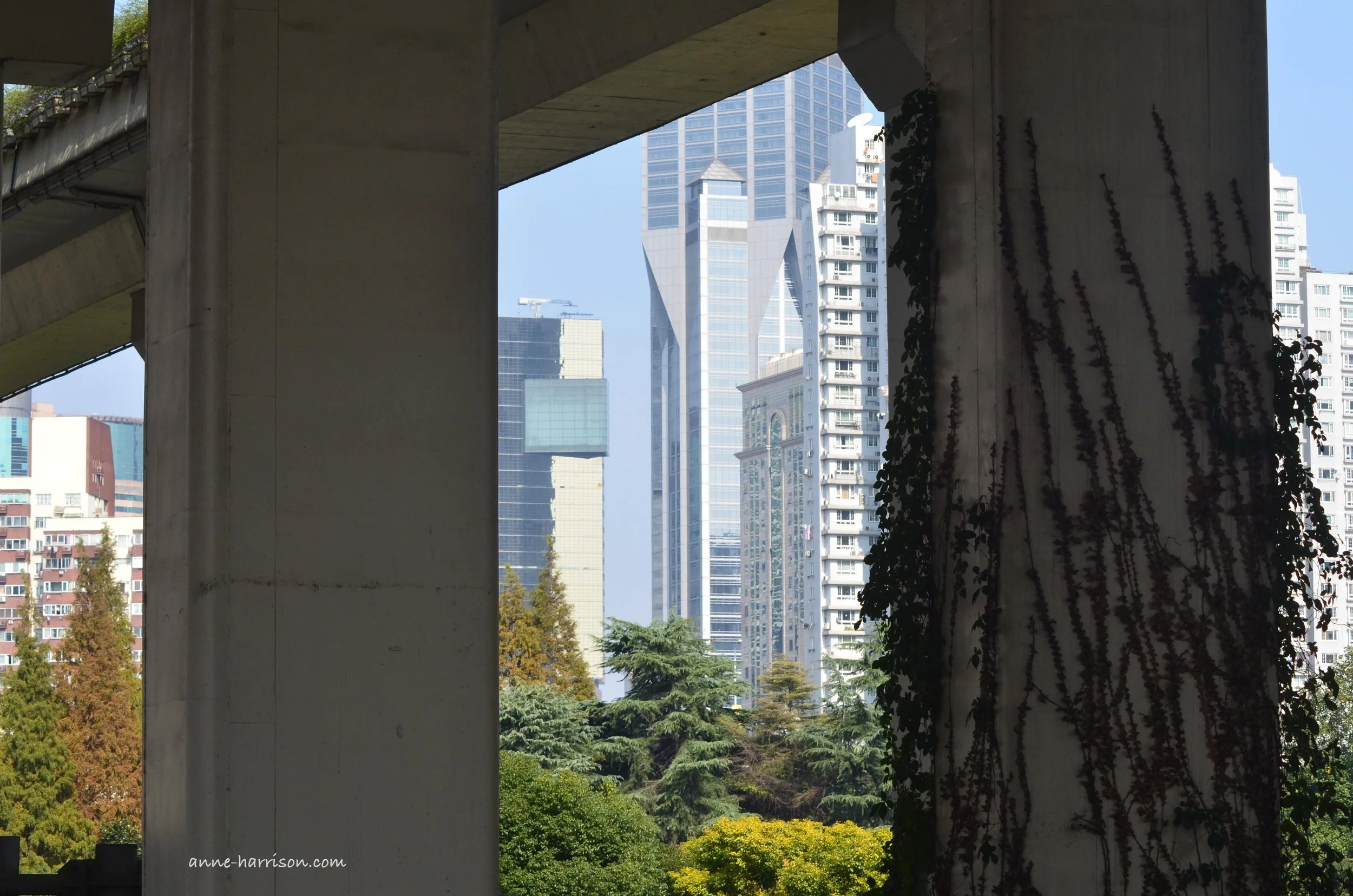 Skyscrapers seen through an overpass © A. Harrison