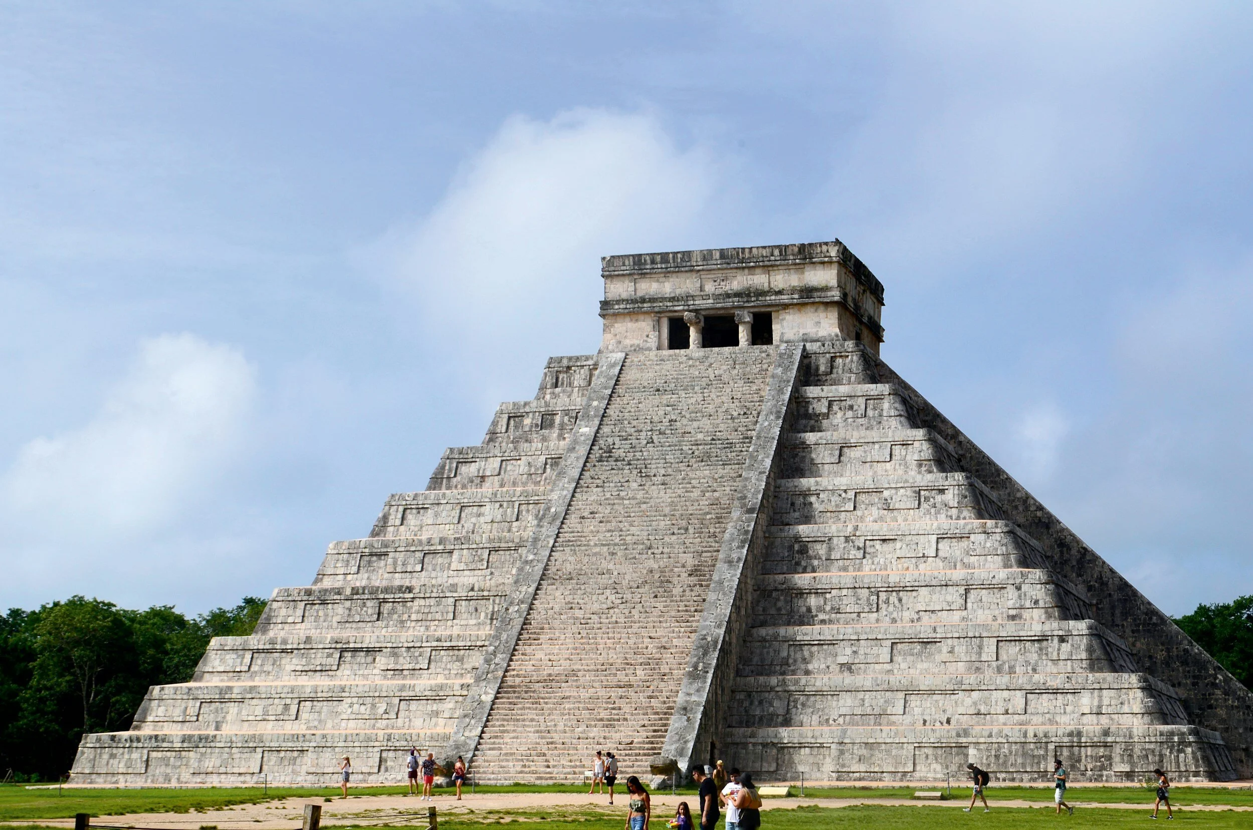 Echoes of an Ancient Civilization: Exploring the Enigmatic Mayan Ruins