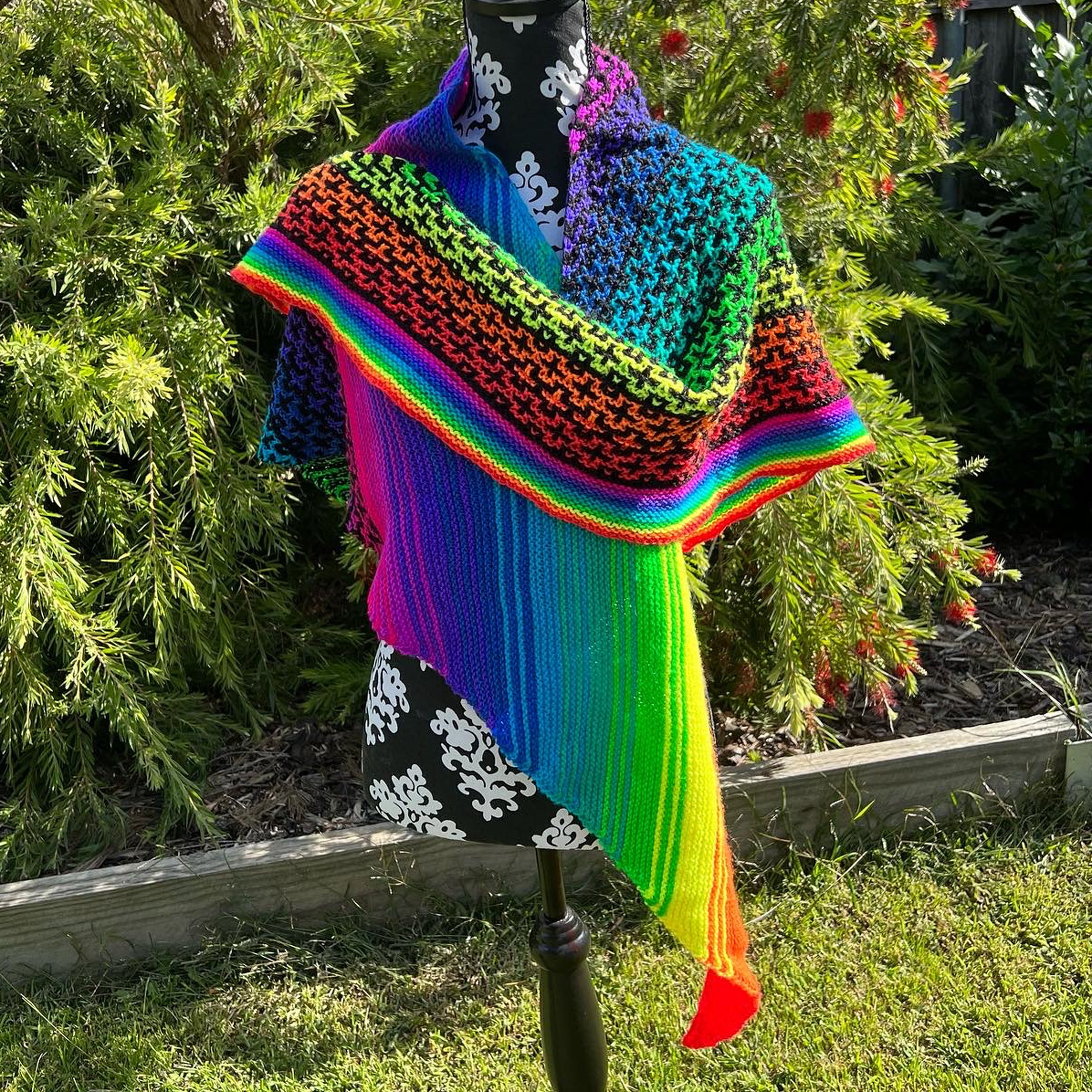 Shawl made with Rainbow Mini Kit Pattern: Positive Thinking by @paperdaisycreations on Instagram