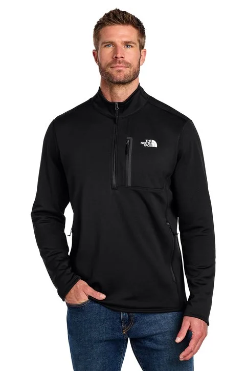 624Wx724H-25875-TNFBlack-0-NF0A7V63TNFBlackModelFront2.jpg