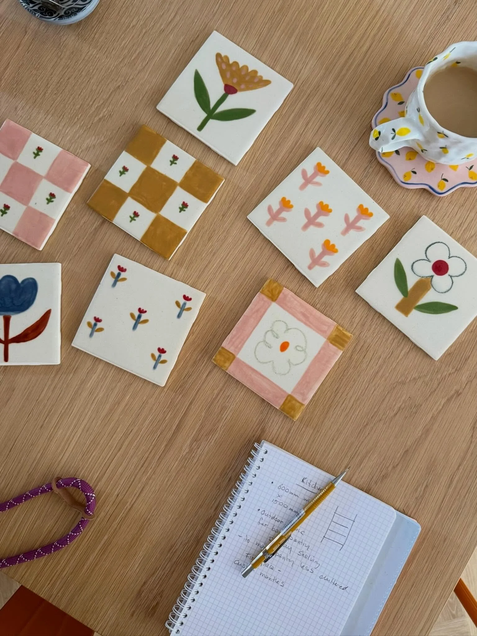 LIFE LATELY 💚 Some of my highlights from my camera roll from the last few weeks&hellip;

1. Gorgeous tile samples for a chimney surround @tonidarlingfrankk 
2-4.	My @eastofeden17 strength studio design &ndash; build in progress and celebrating wit