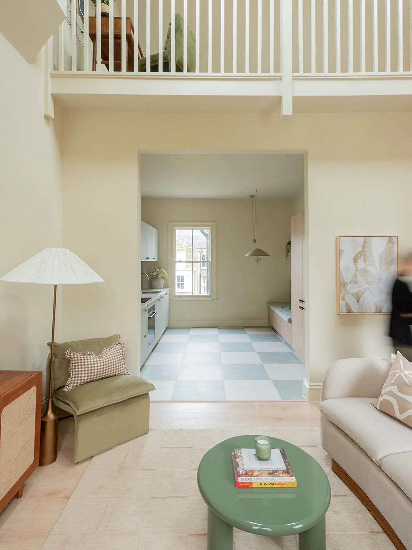 Views 👀 From this living room, you can see through to the kitchen, up to the mezzanine and beyond to the rooflight. Those sightlines were carefully considered to create a sense of openness and connection.

Many people naturally focus on the rooms th