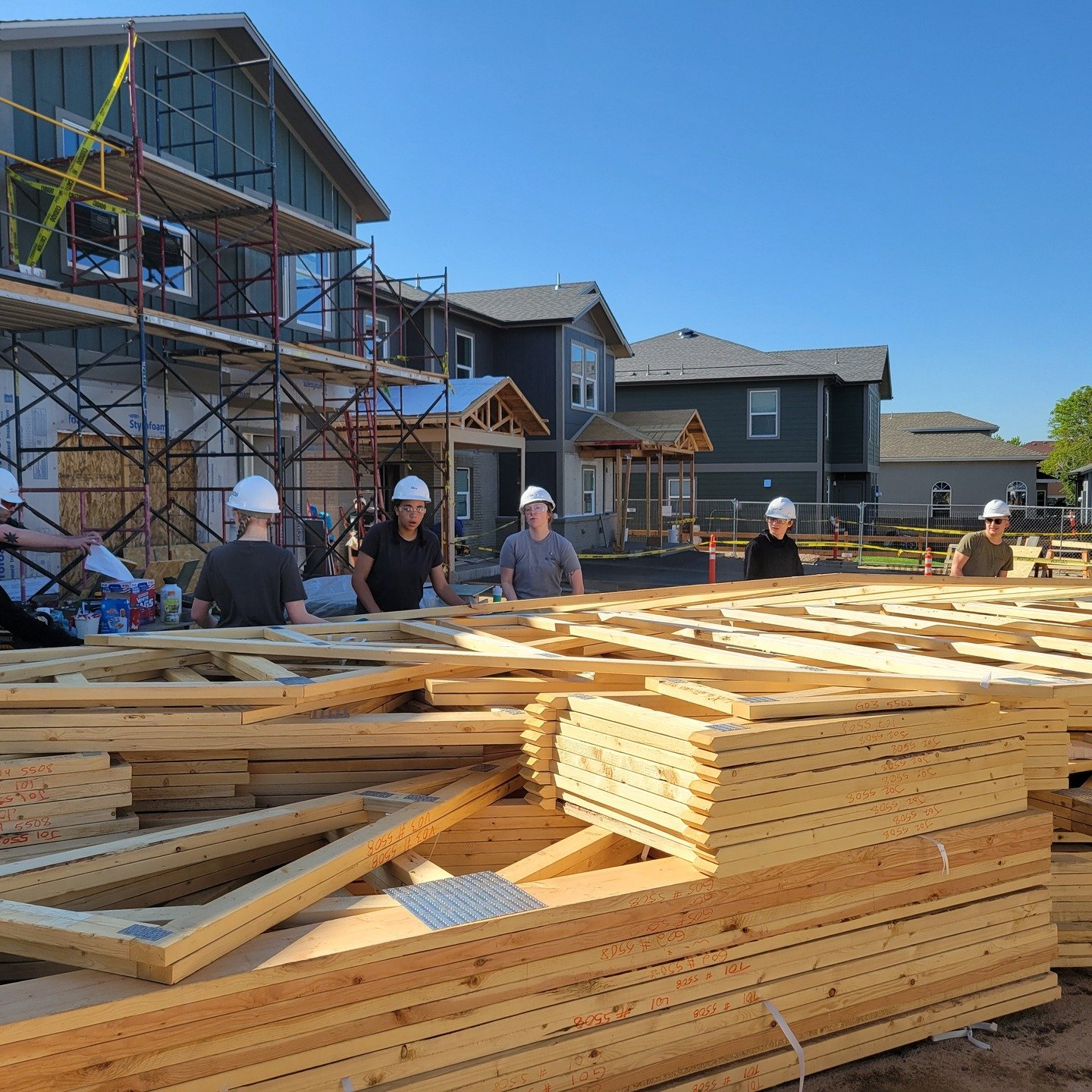 We had an incredible time on our build day with @habitatdenver. We sorted a huge stack of immensely heavy trusses, put up exterior walls, and framed out the entire top floor of one of the units. We got to see the houses we worked on last year complet