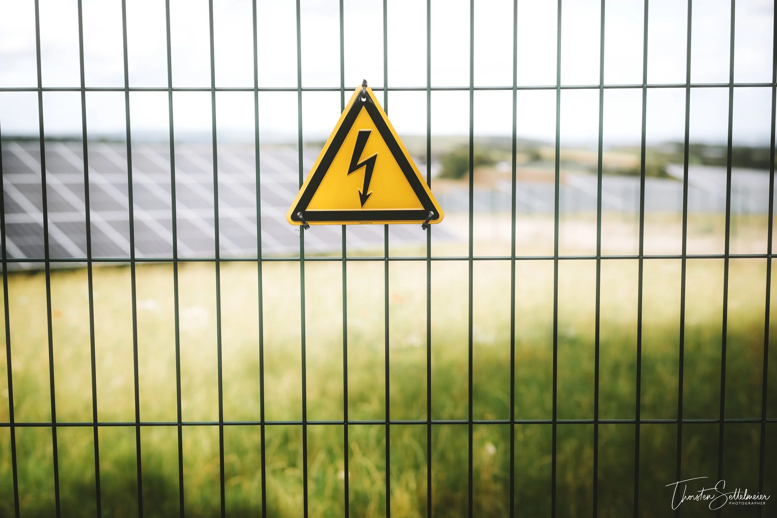 high voltage / Hochspannung