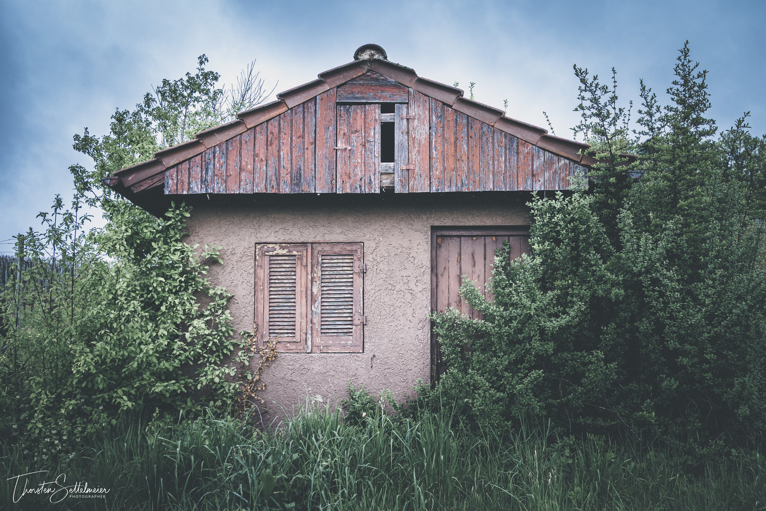 Abandoned hut / Verlassene Hütte