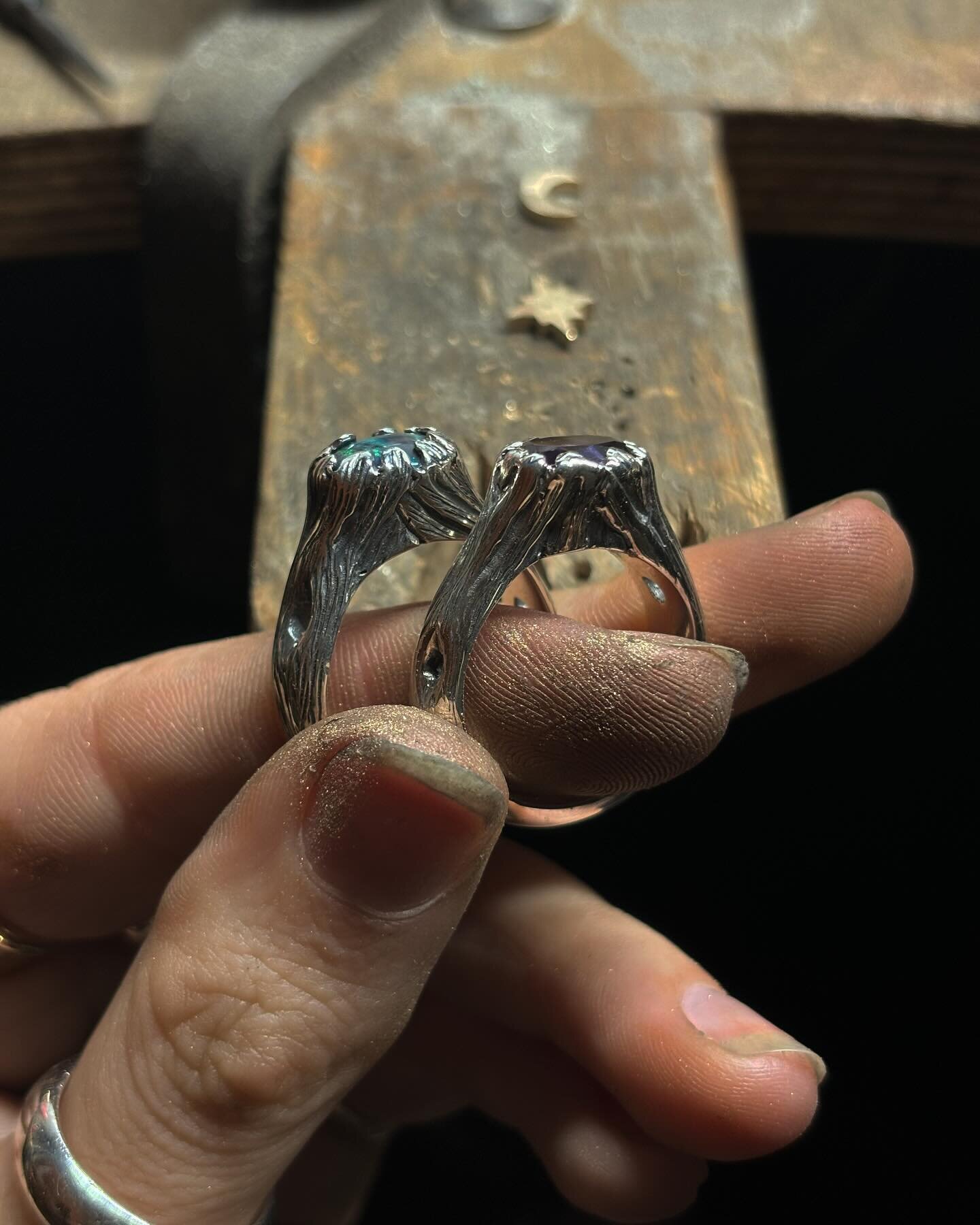 Two new kelp rings coming up. 🐋

I love having orders for pieces I&rsquo;ve already created, these two orders are for the kelp ring (originally part of my &lsquo;Power of Plants&rsquo; collection). 

I created the original kelp ring by carving it fr