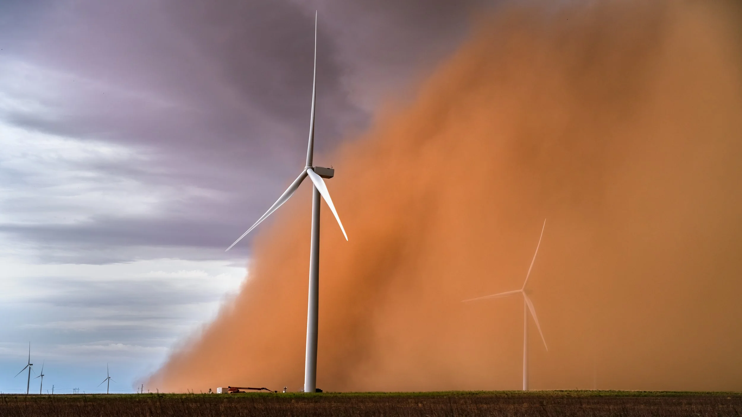 A massive haboob overtakes windmills near Tahoka, TX