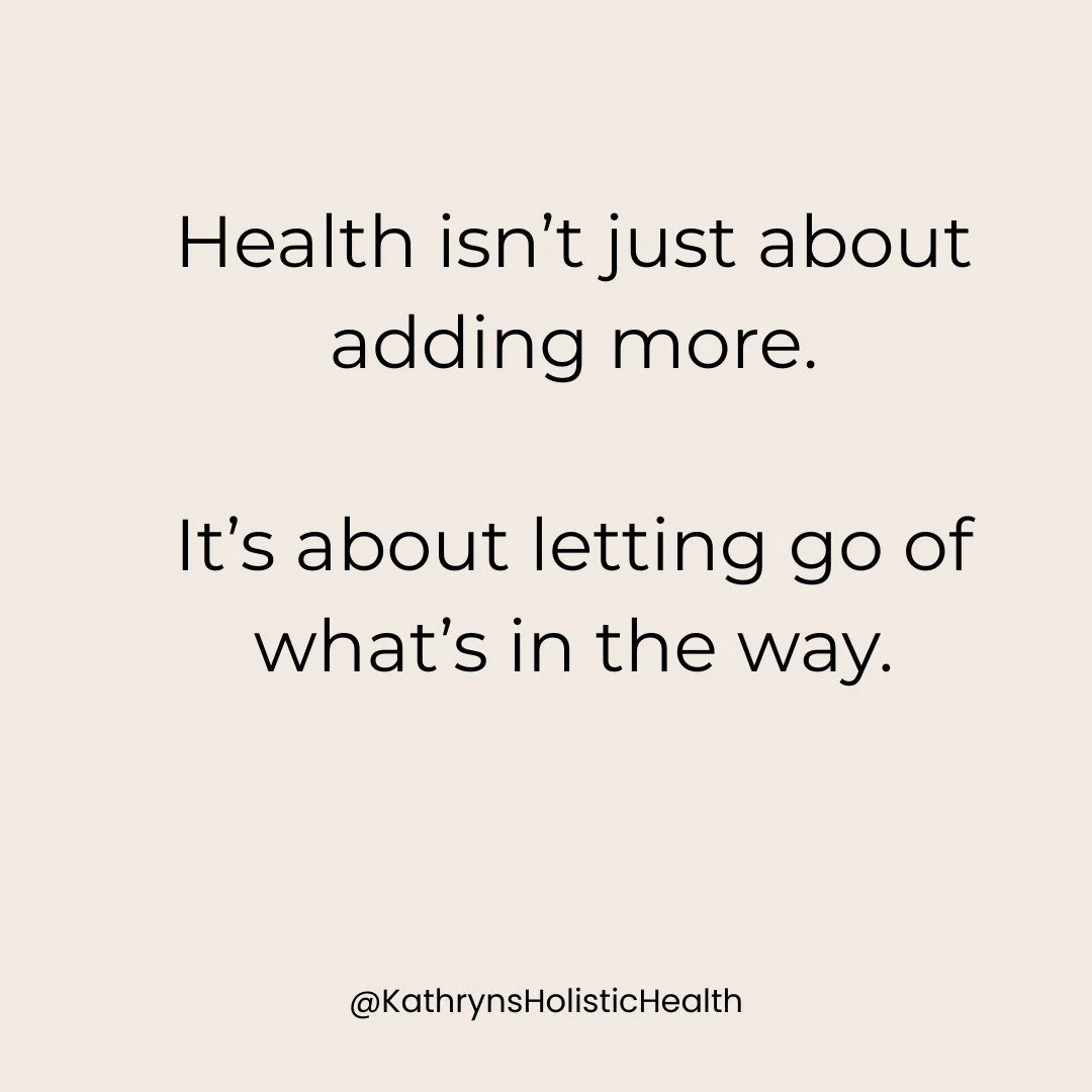 Drop the baggage you've been carrying...it's time to overcome blocks to healing.

Link in bio to grab the free guides. 

#holistichealing #mindsetshift #energymedicine #restorebalance #energyhealer