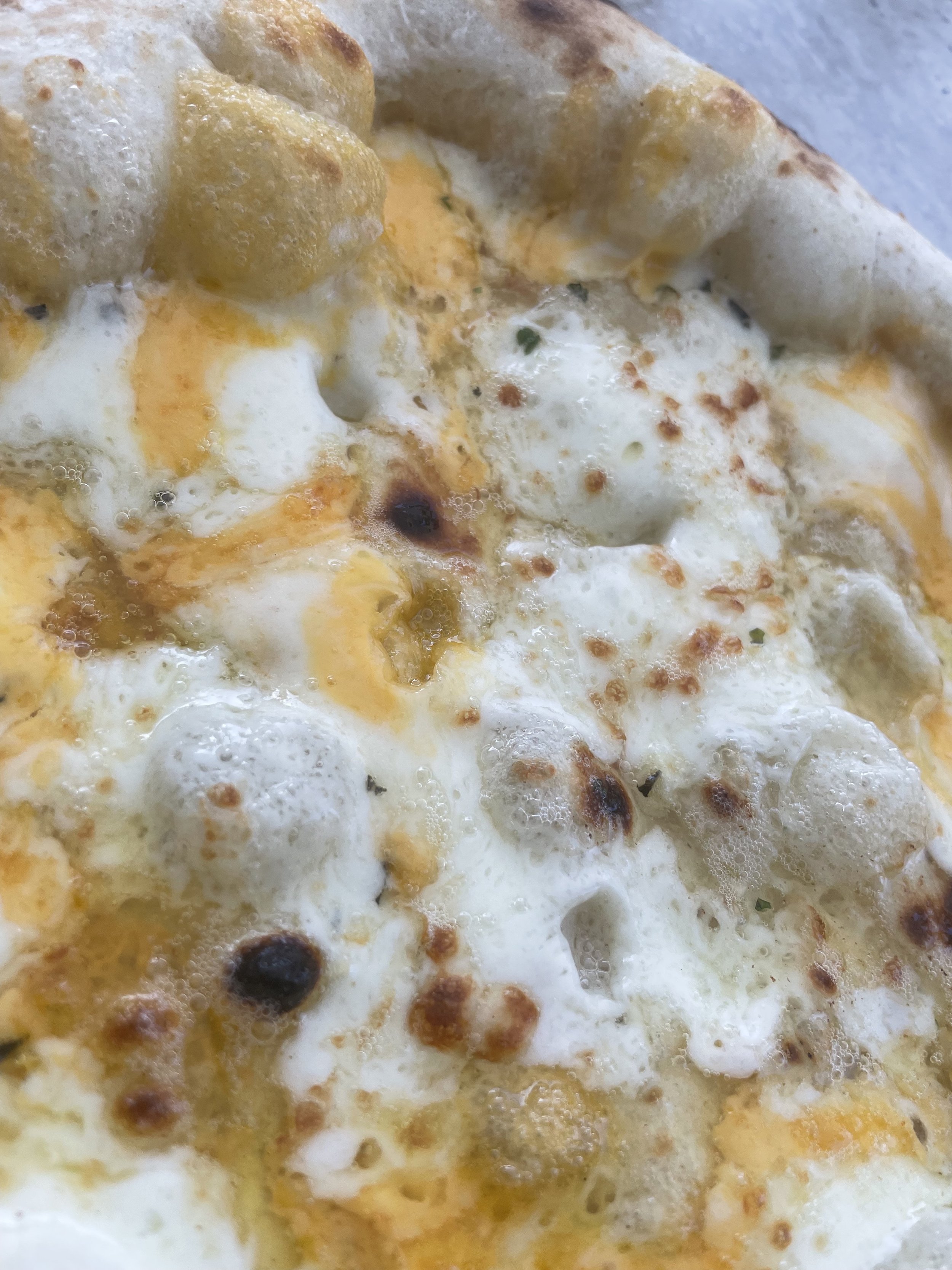 Round Garlic Cheese Close Up 7.jpeg