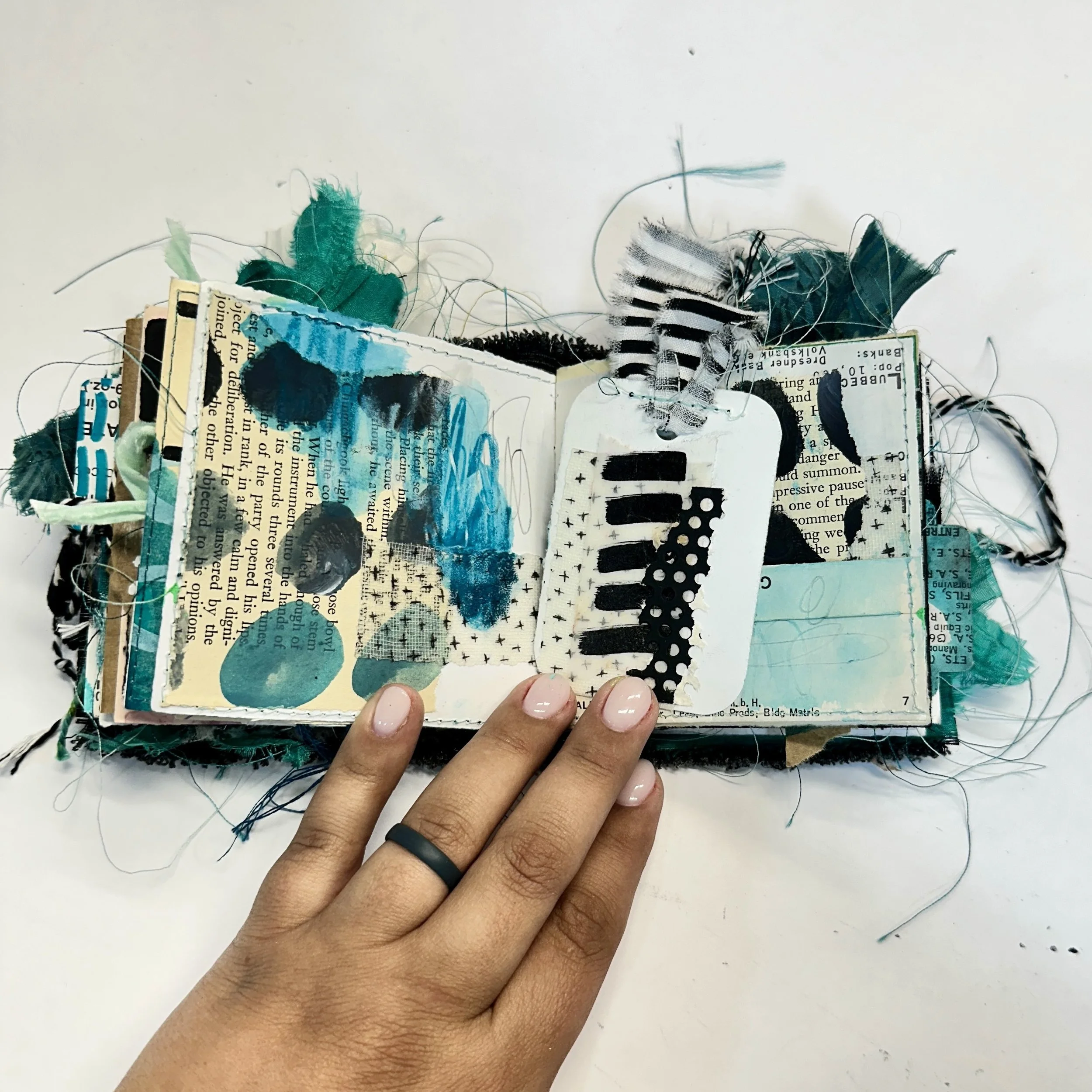 Finding Your Artistic Flow with Scribbles &amp; Quotes